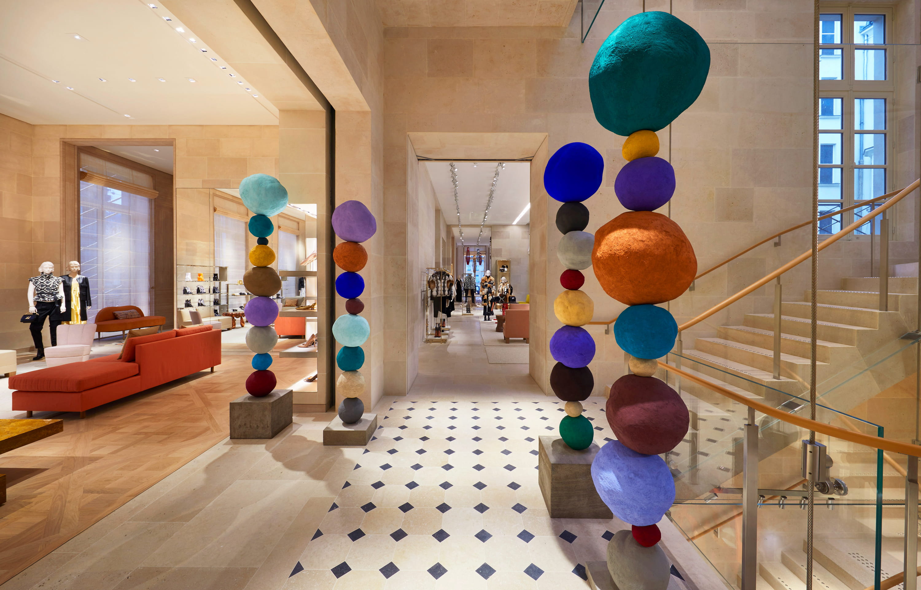 Louis Vuitton ouvre sa nouvelle boutique place Vendôme  Point de Vue