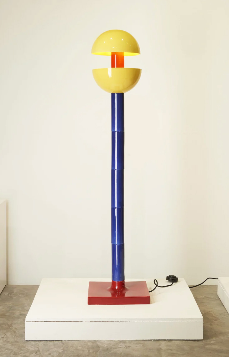 lampe lumiere avec couleurs primaires jaune bleu rouge adelie ducasse