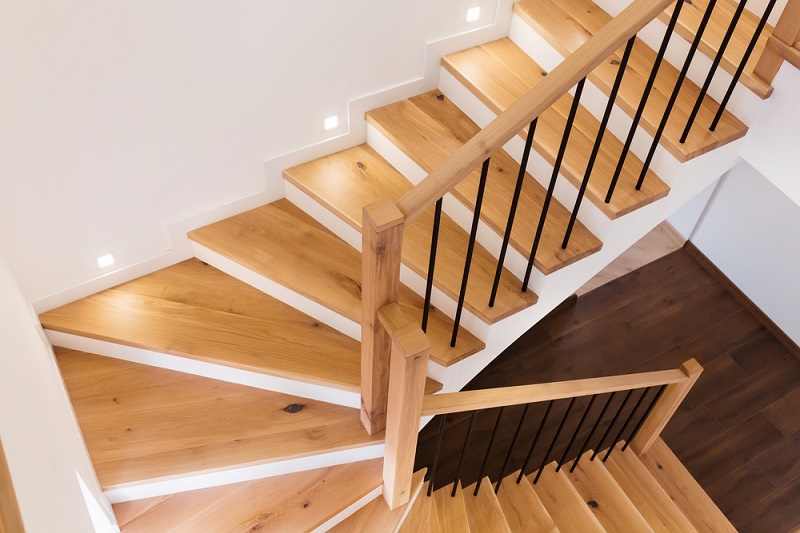 Comment rénover un escalier en bois ? - Côté Maison