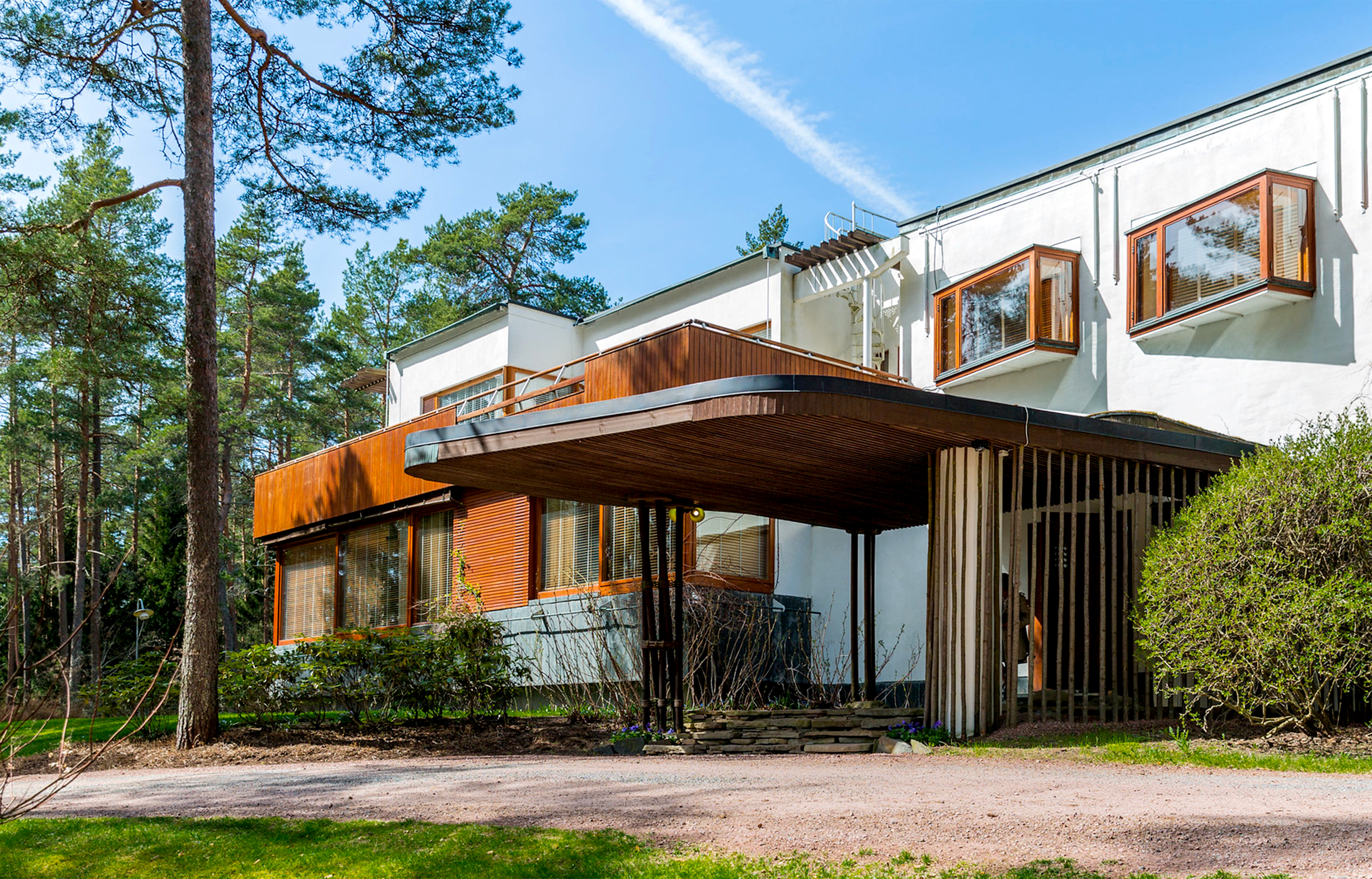 villa-mairea-noormarkku-kuva-copyright-jussi-toivanen-creative-commons-alvar-aalto-en-5-batiments-historiques-ideat-2025-villa-mairea-2