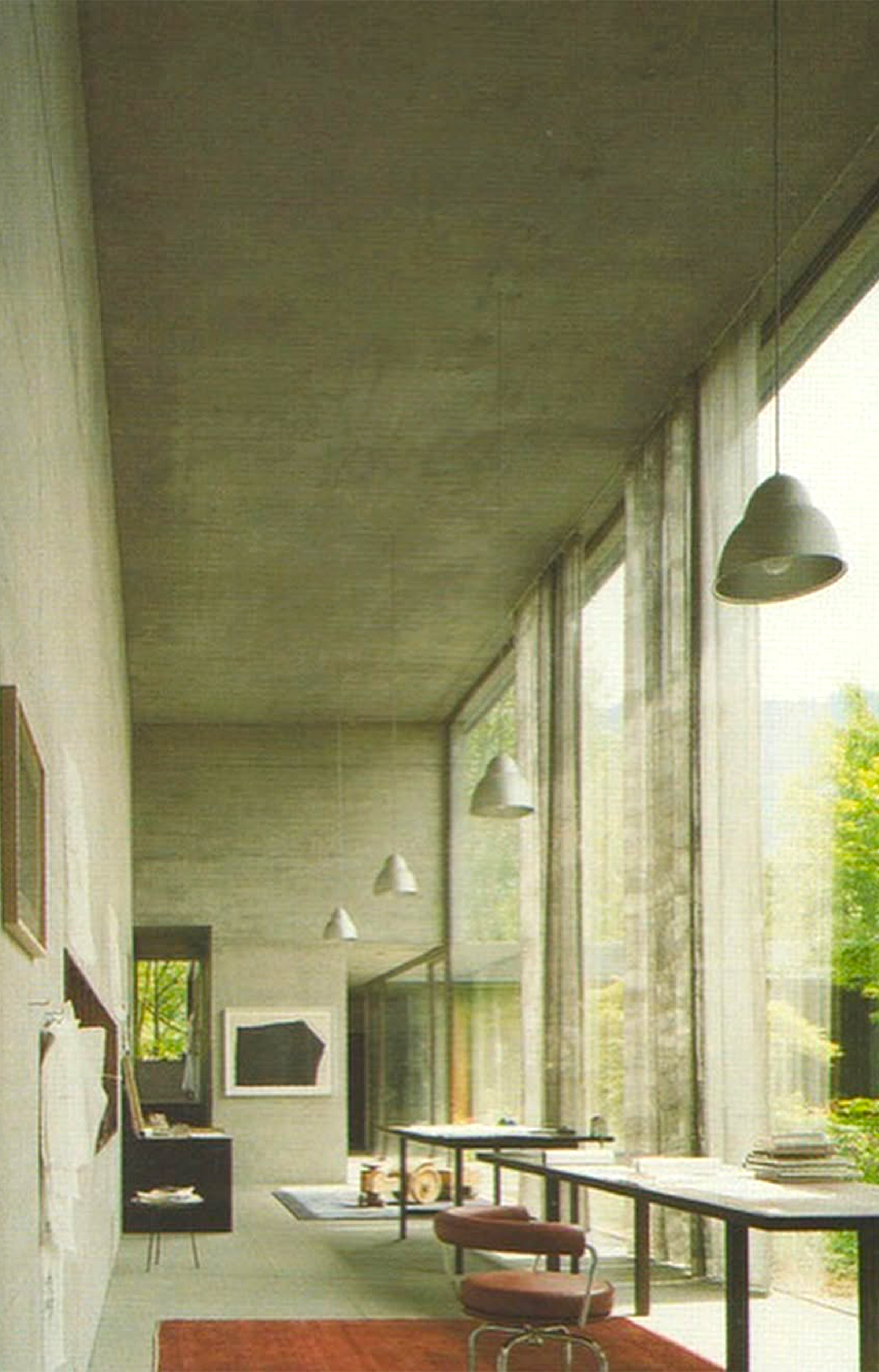 Demeure iconique : la Casa Z de Peter Zumthor, cube de béton et de verre.