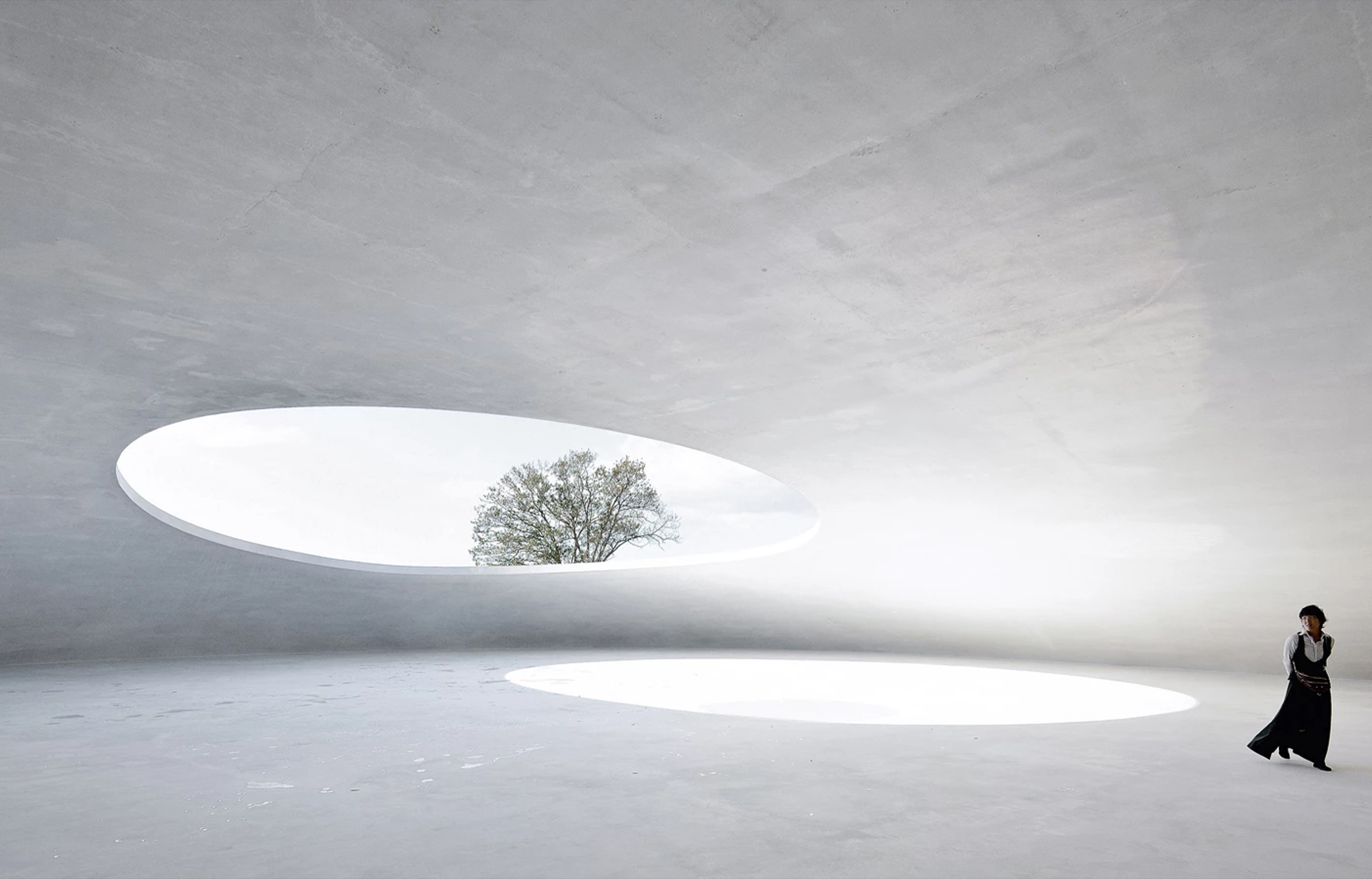 5 musées au design intersidéral - quand l’art s’expose dans des vaisseaux spatiaux - IDEAT - Teshima Art Museum
