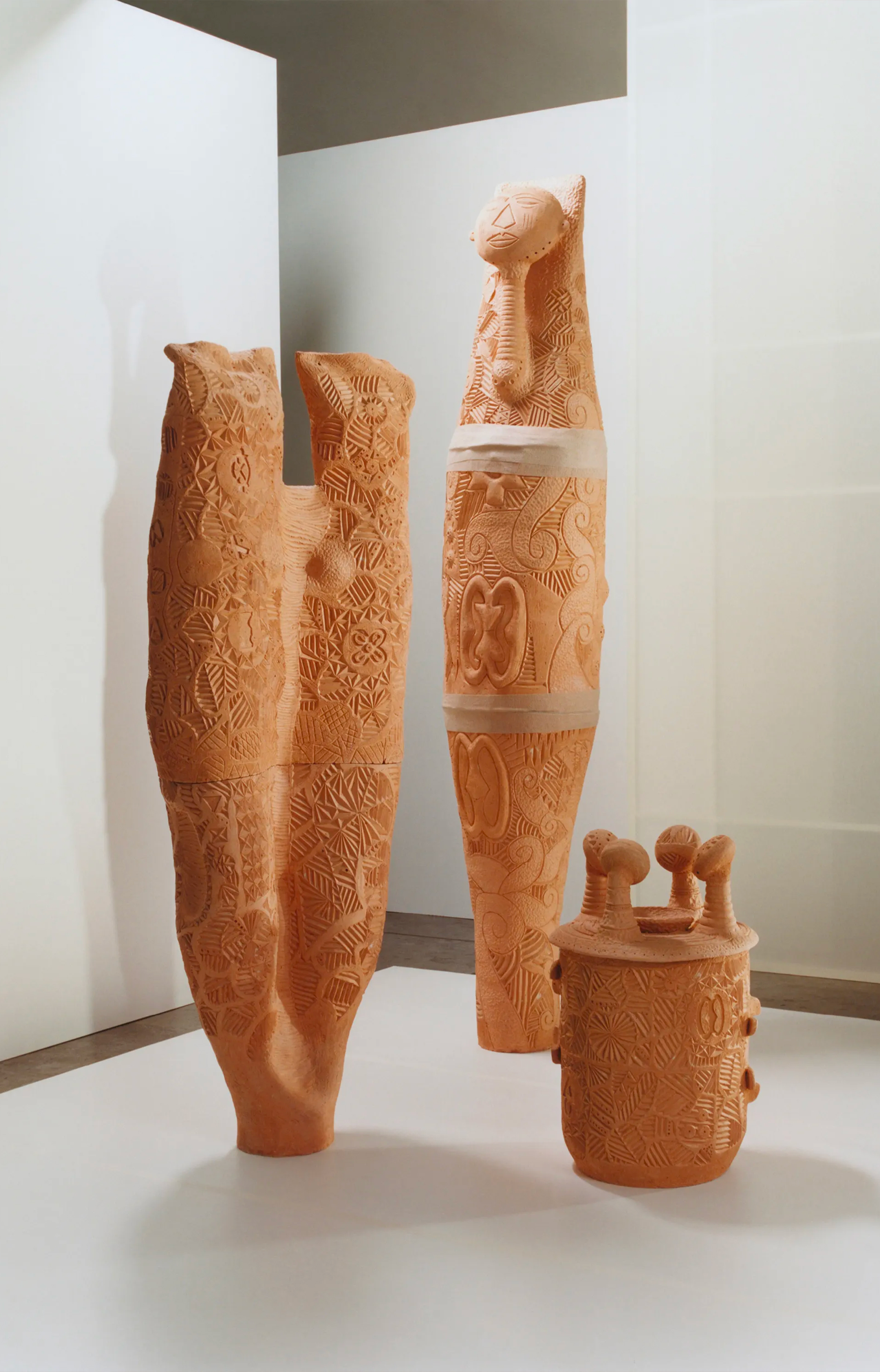 Entre feu, terre et lumière - les finalistes immanquables du Loewe Foundation Craft Prize 2025 - Kobina Adusah - IDEAT