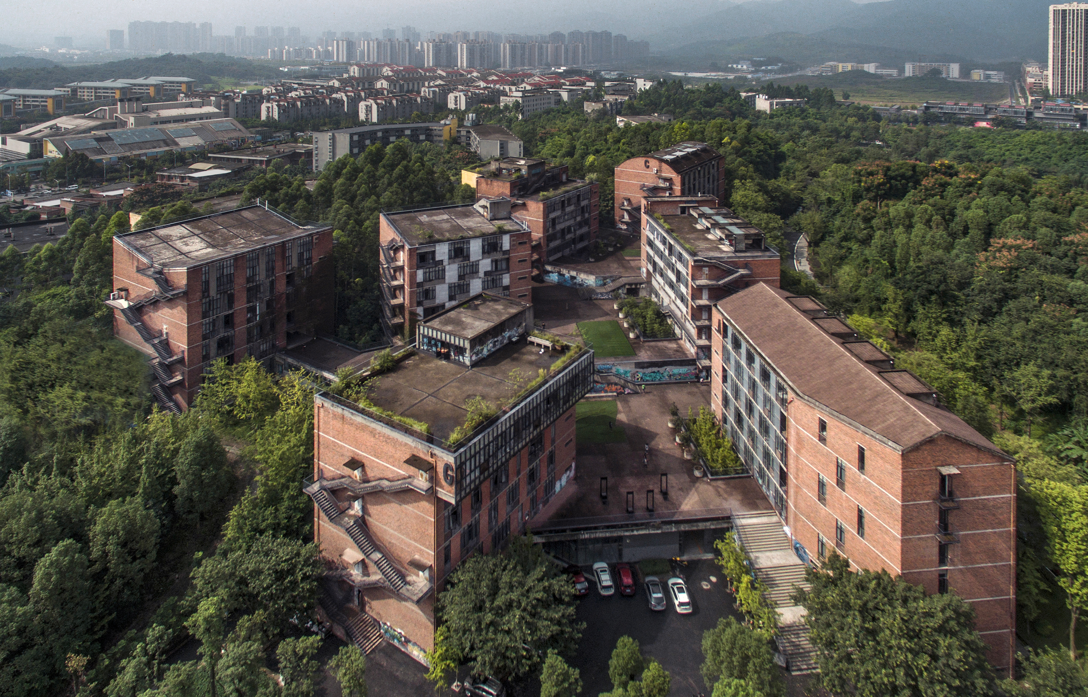 L'architecte Liu Jiakun, Prix Pritzker 2025, en 5 projets humanistes - Département de sculpture de l'Institut des beaux-arts du Sichuan, Chongqing