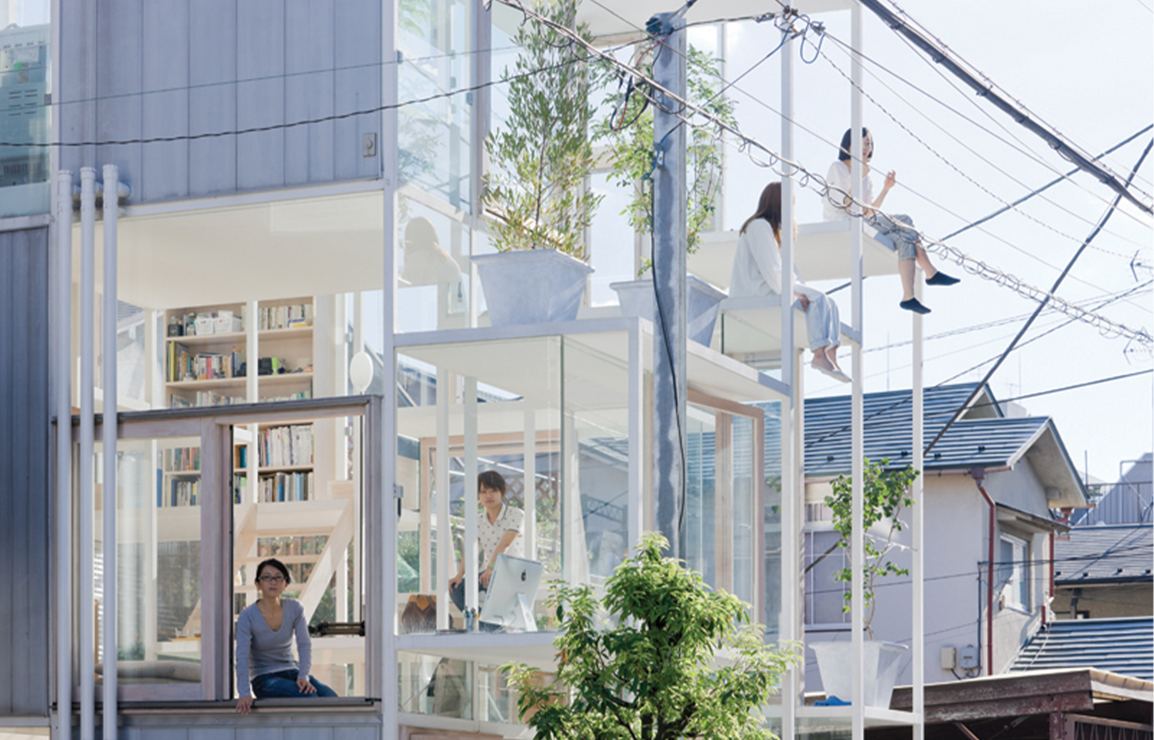 Le pouvoir du blanc en architecture : 5 icônes sculpturales à travers le monde