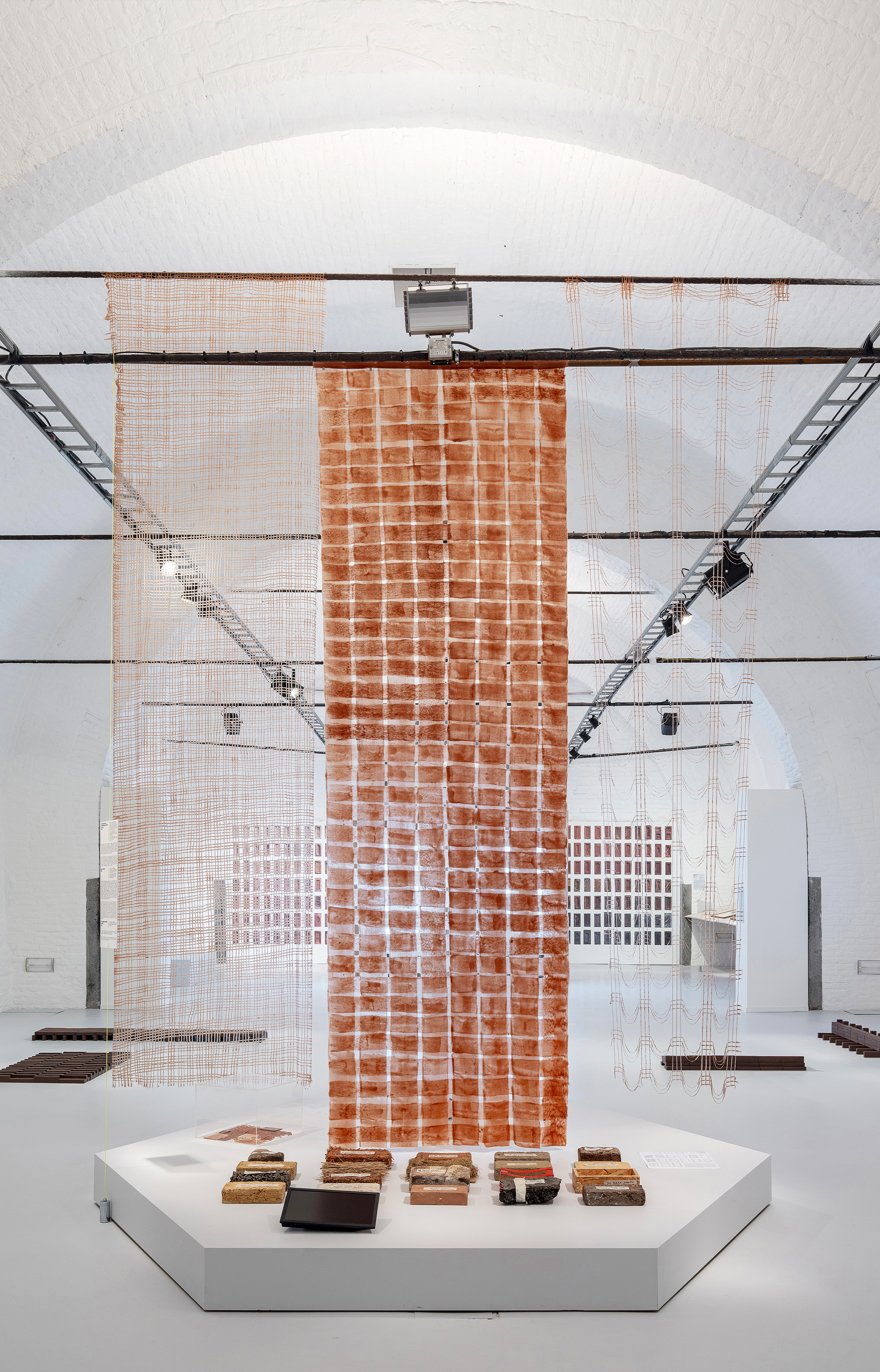 exposition "que veux-tu, brique" au CID Grand-Hornu - IDEAT