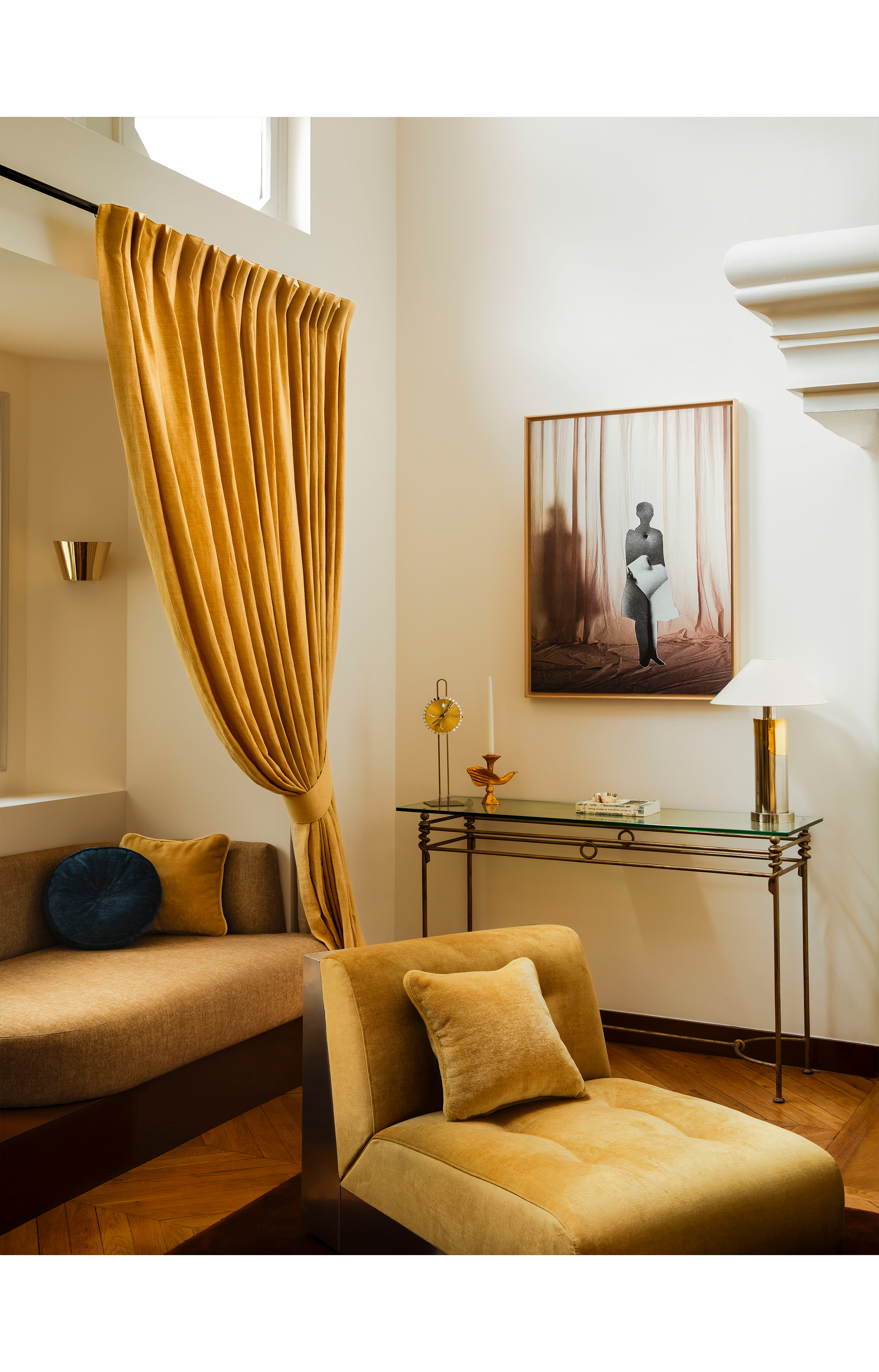 À Montmartre, la nouvelle maison hôtelière d'Iconic House joue les maisons d’artistes surréalistes