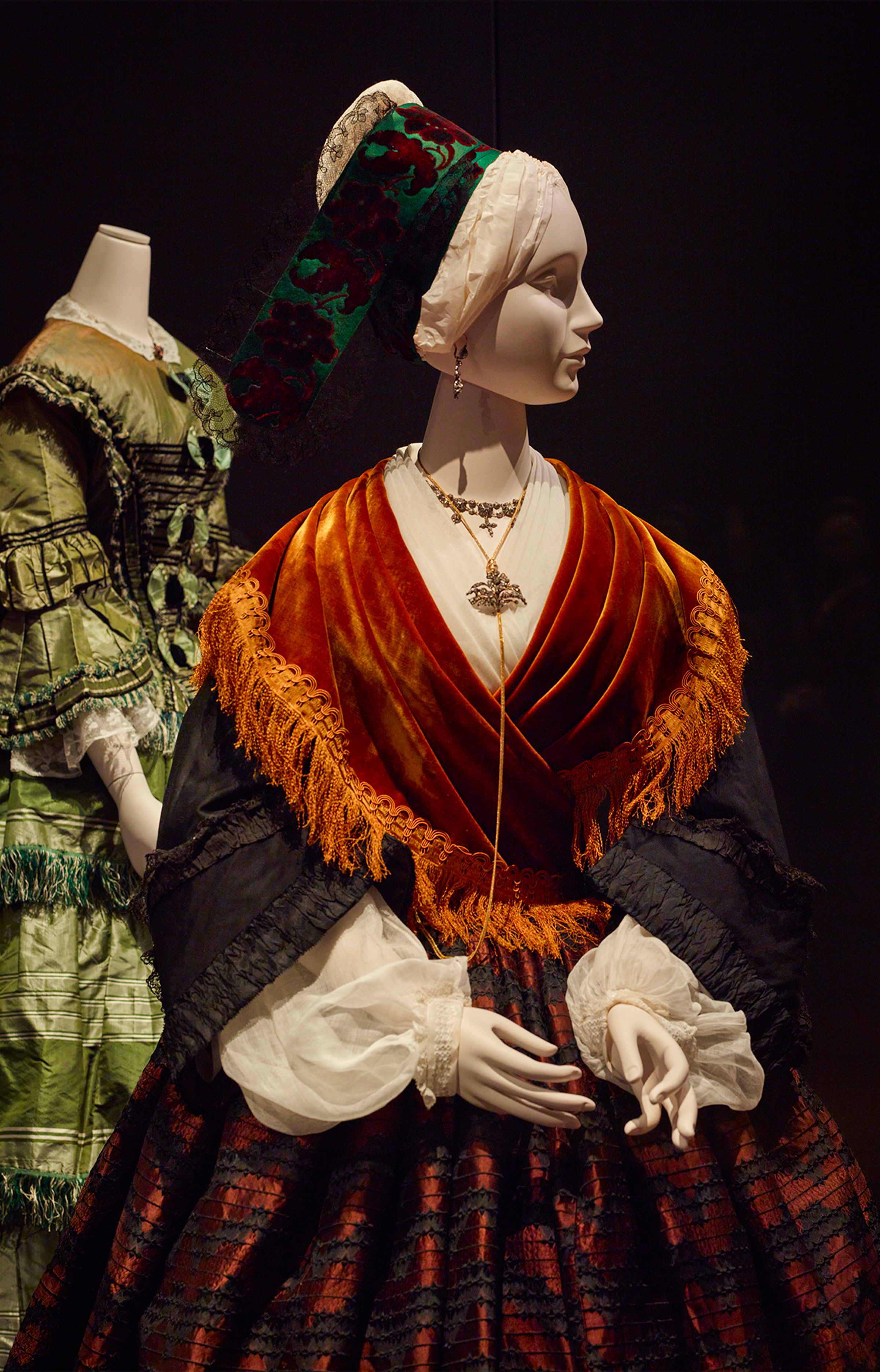 Fragonard ressuscite l’histoire du costume à Arles, dans un musée signé Studio KO - IDEAT