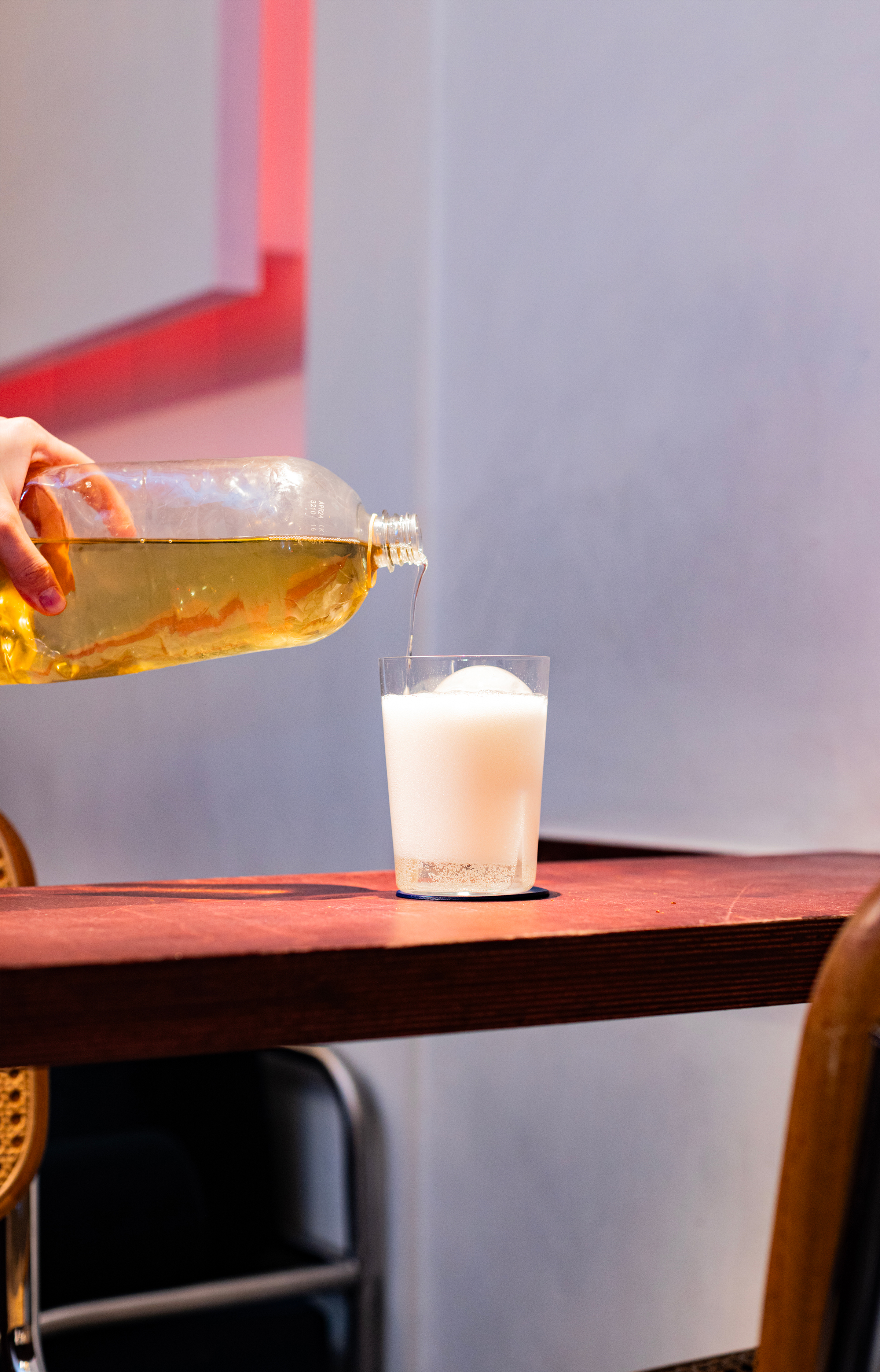 Dans les bars de Remy Savage, le design parle, et le cocktail répond - IDEAT