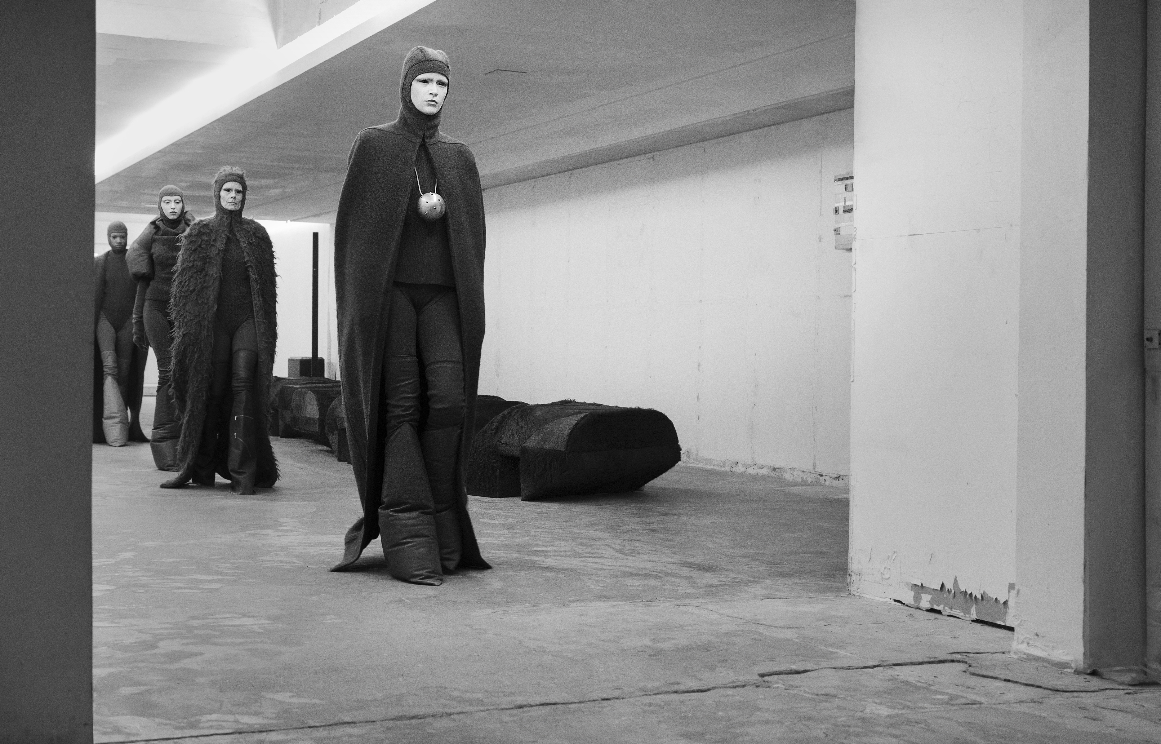"Temple of Love" : Rick Owens sublime l’étrange au Palais Galliera - IDEAT