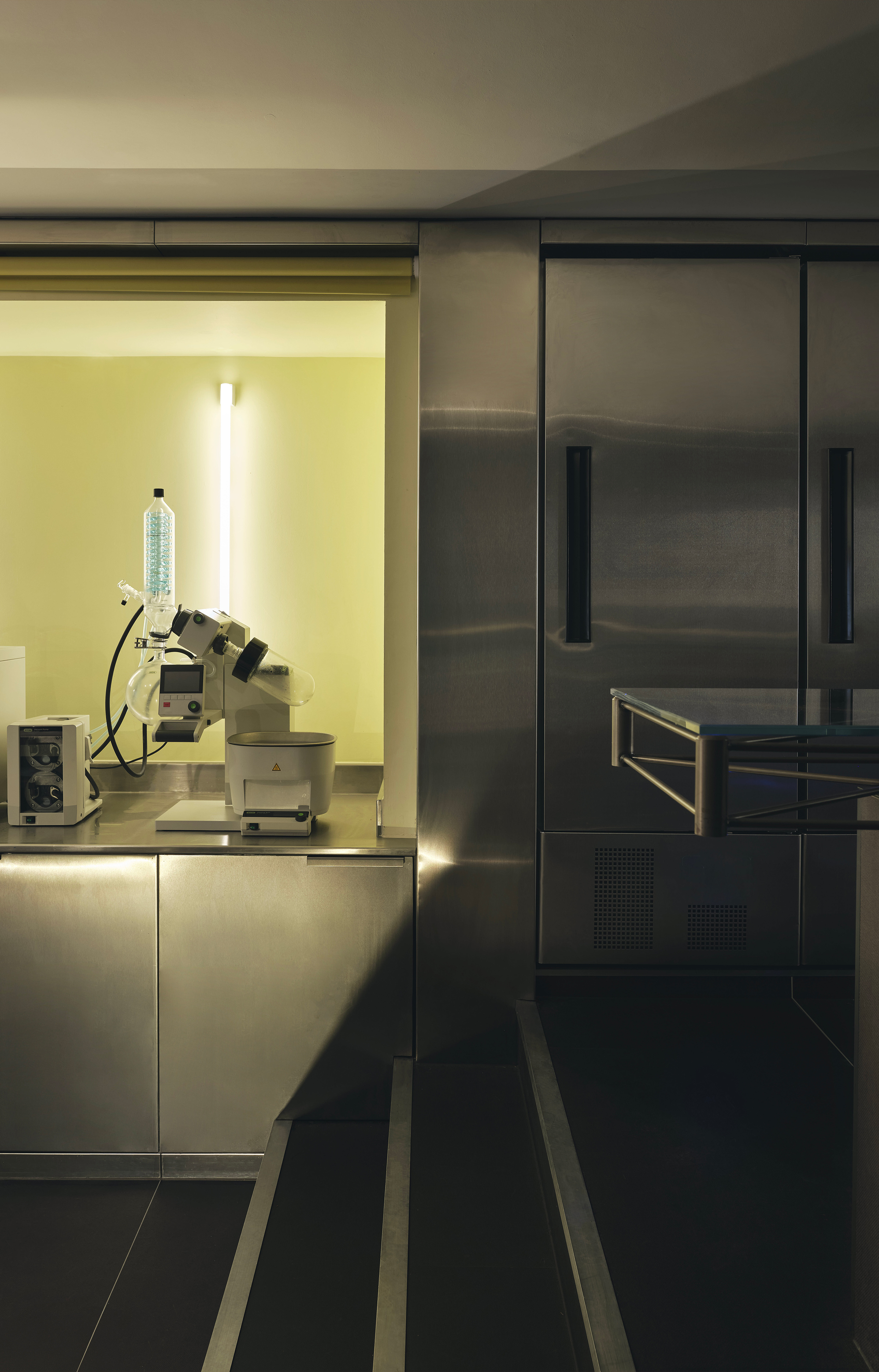 Dans les bars de Remy Savage, le design parle, et le cocktail répond - IDEAT