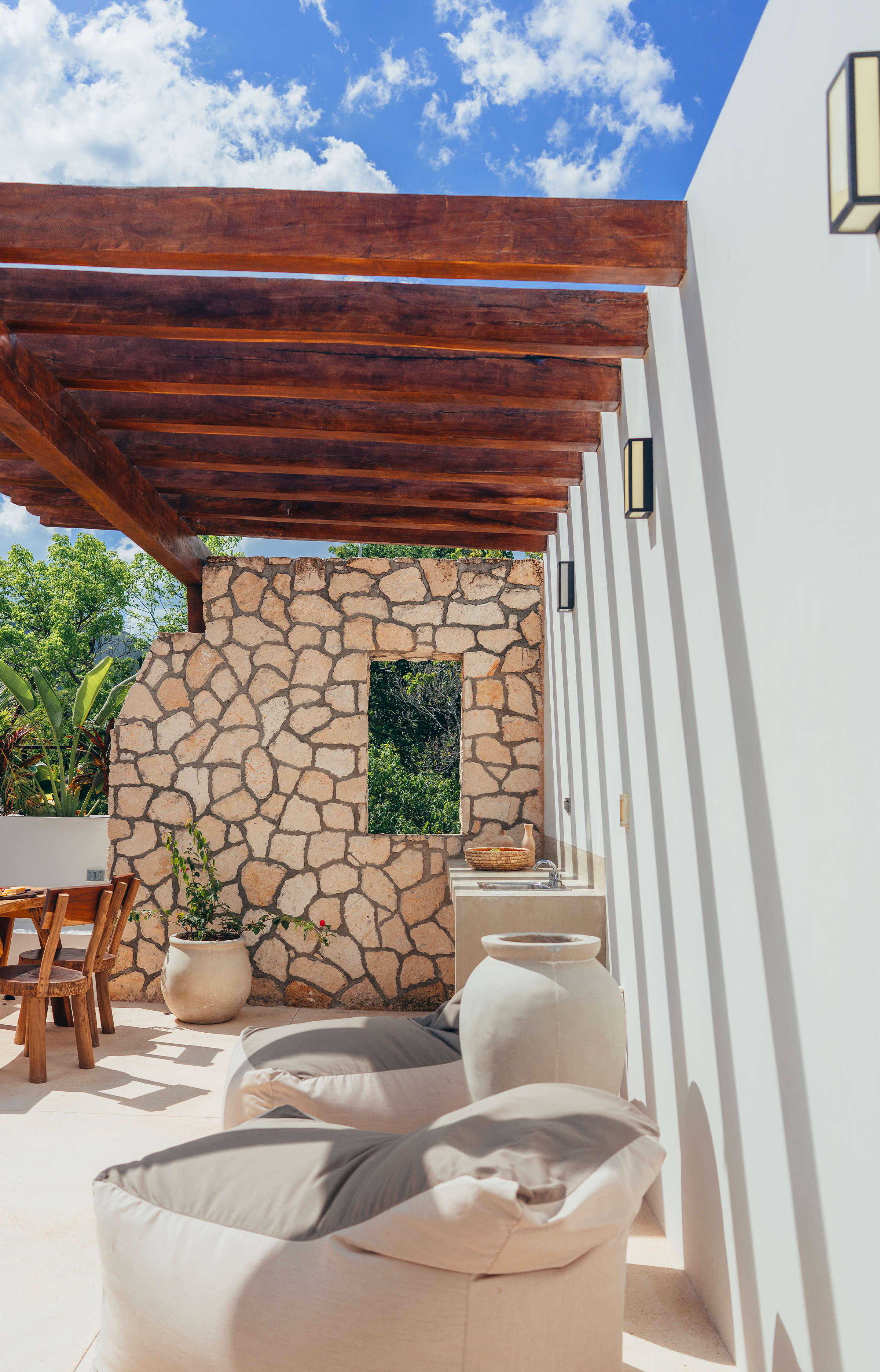 Tulum, sans clichés : une villa d’auteur entre artisanat et élégance organique - IDEAT