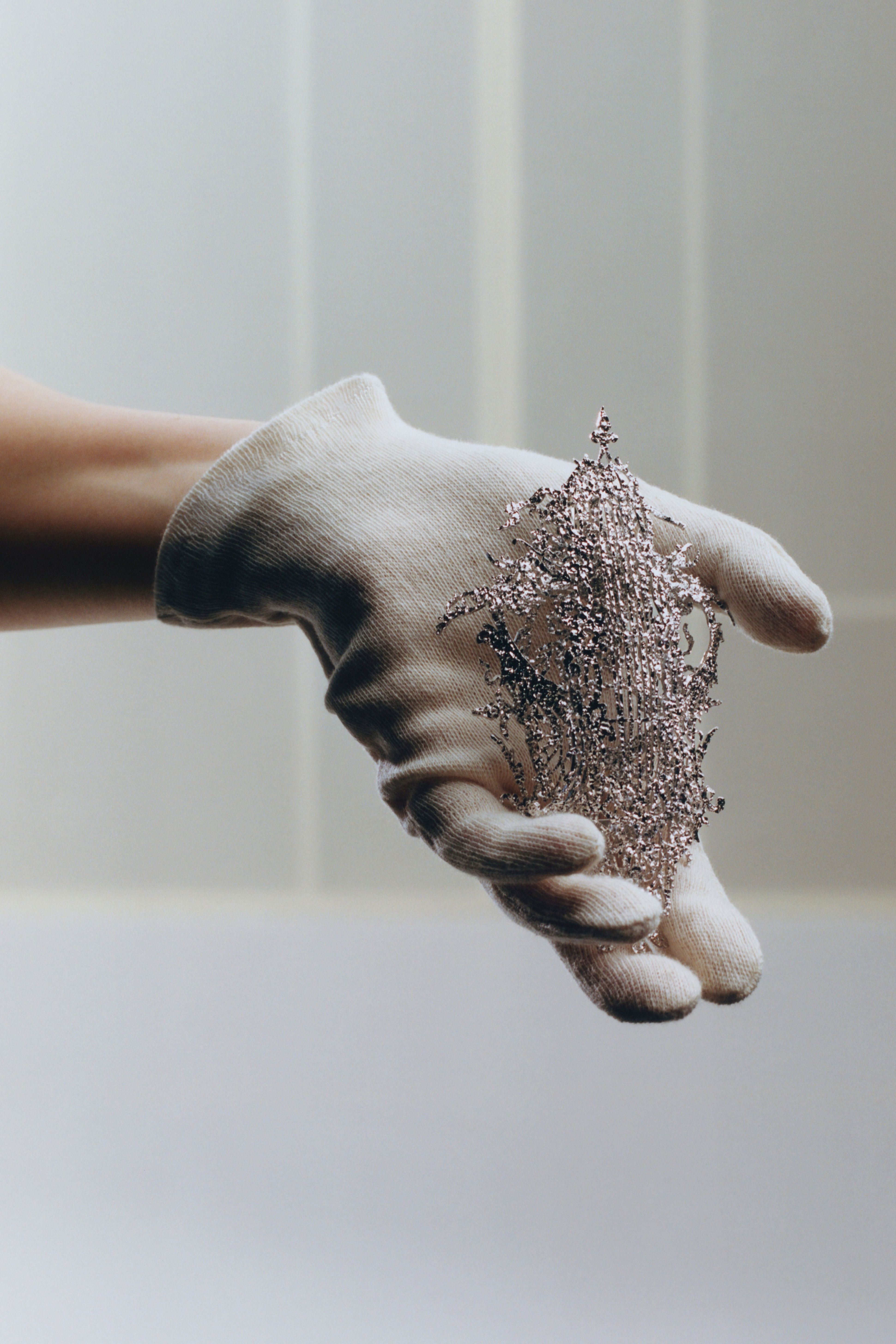 Après Paris, New York et Séoul, le Loewe Foundation Craft Prize, qui célèbre la crème de l’artisanat mondial, était de retour aux sources à Madrid, le 29 mai dernier. C’est en effet au musée national Thyssen-Bornemisza que les prix de cette 8e édition ont été remis, avant d’y être exposés pendant un moi