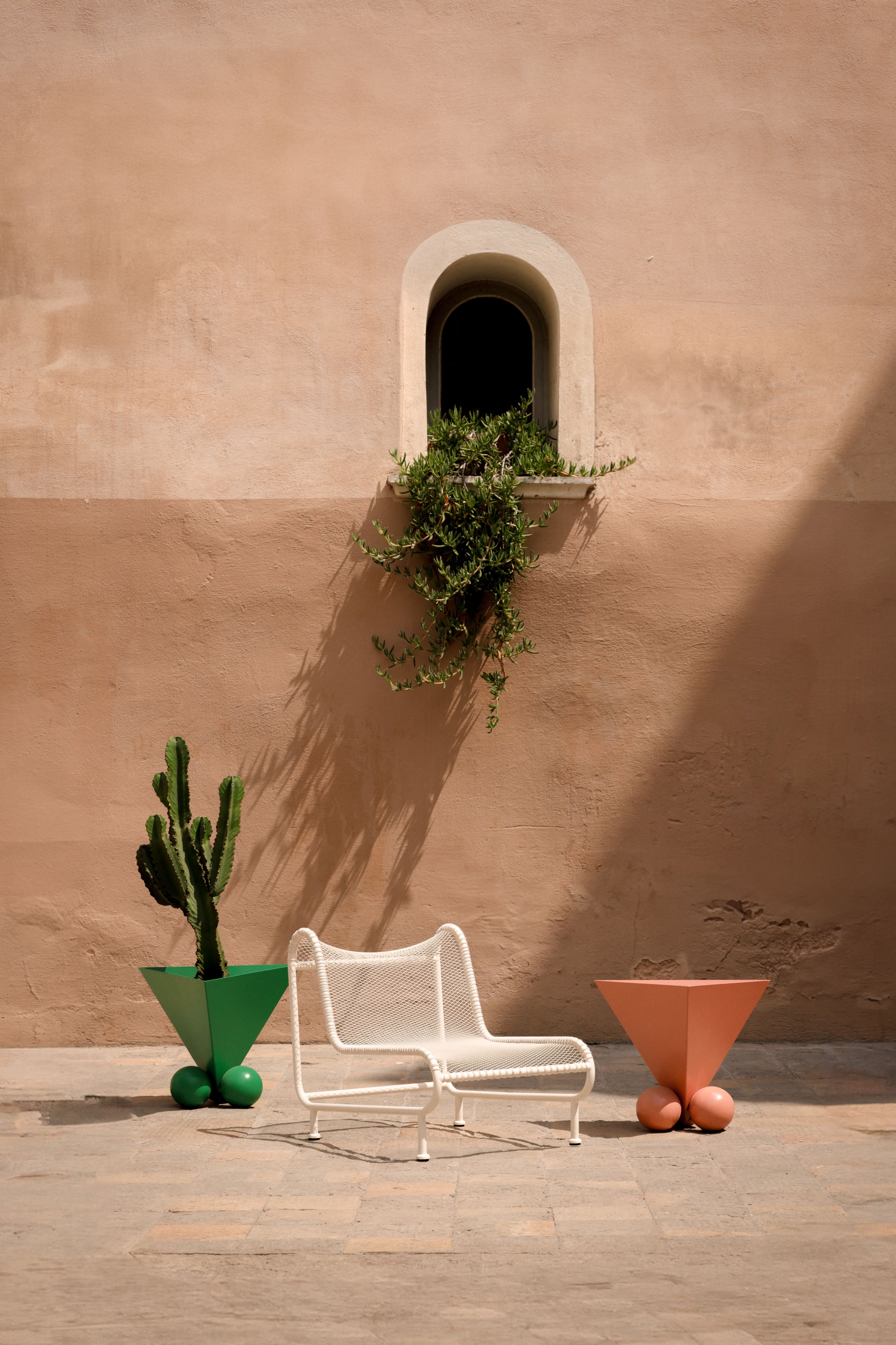 Avec la Design Parade, ces deux villes font rayonner le Sud au-delà des frontières de Marseille ou de Saint-Tropez. Visite guidée en compagnie de locaux avisés et sélection de bonnes adresses