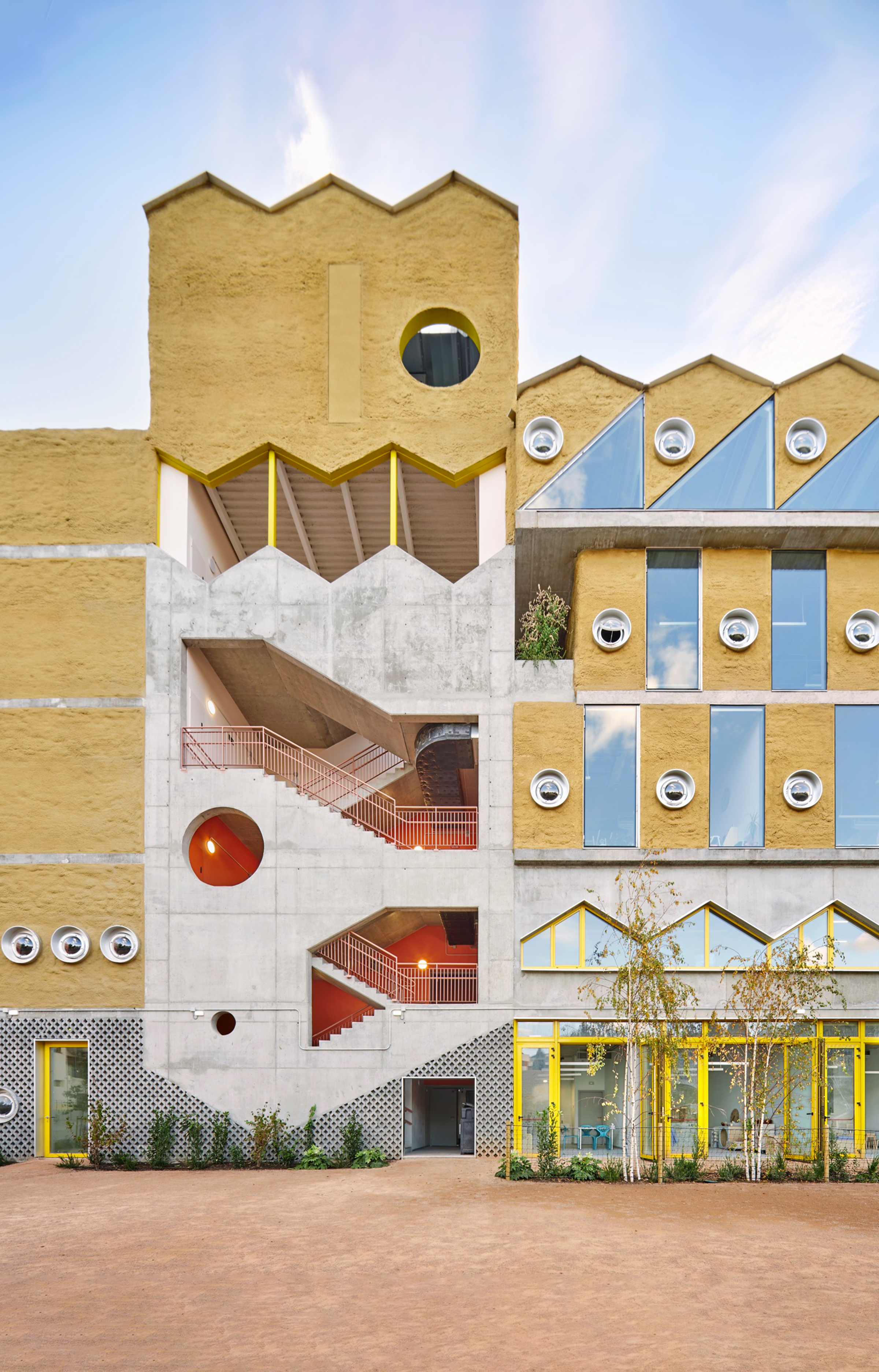 Architecture scolaire : peut-on encore construire des lieux qui donnent envie d’apprendre ?