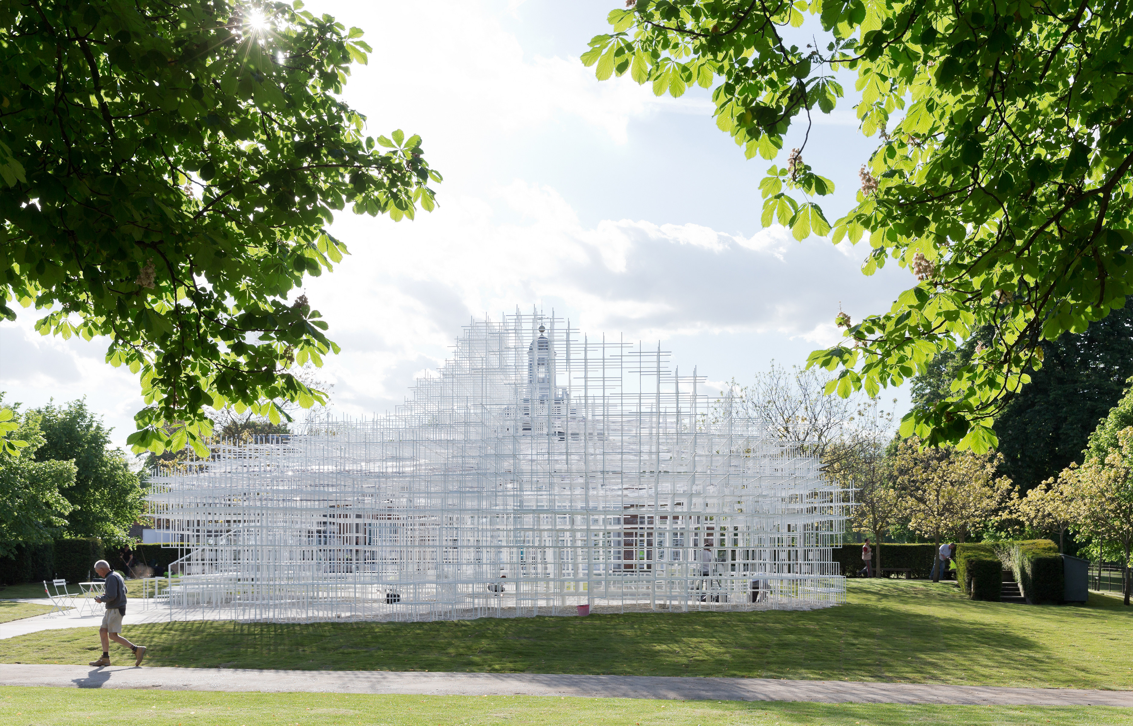 Portrait : Sou Fujimoto, poète de l’urbanisme blanc et des formes organiques