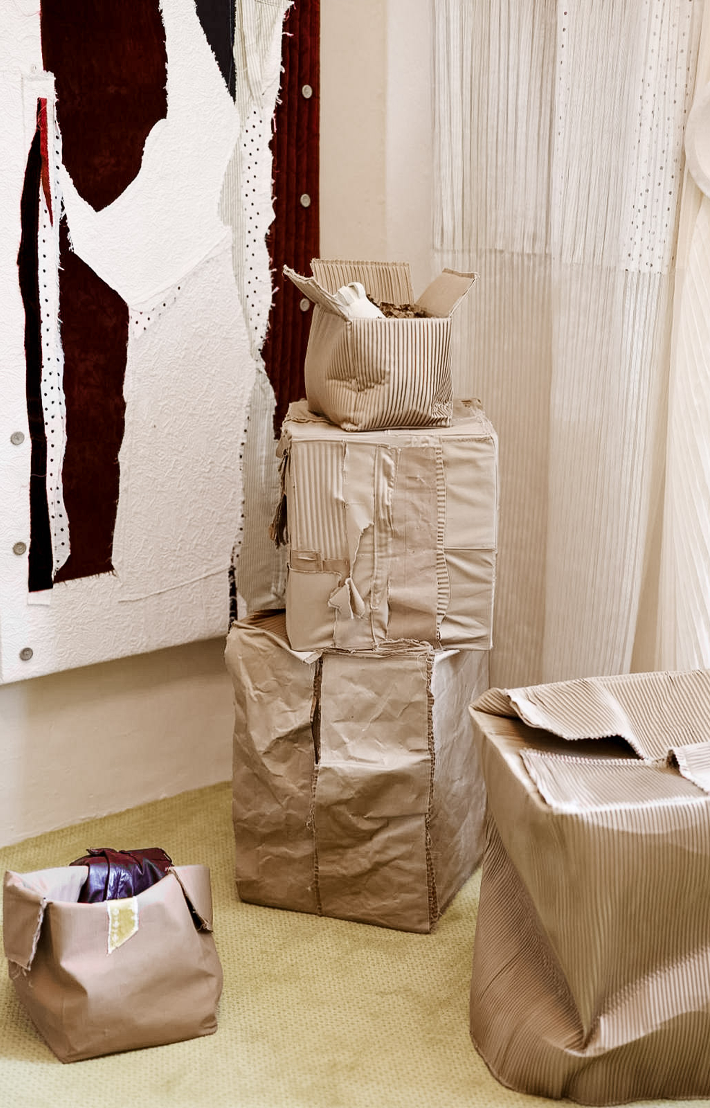 Tendance - Carton ondulé, design affûté, le matériau modeste qui fait sensation - IDEAT - Lisa Bravi et Romain Joly_