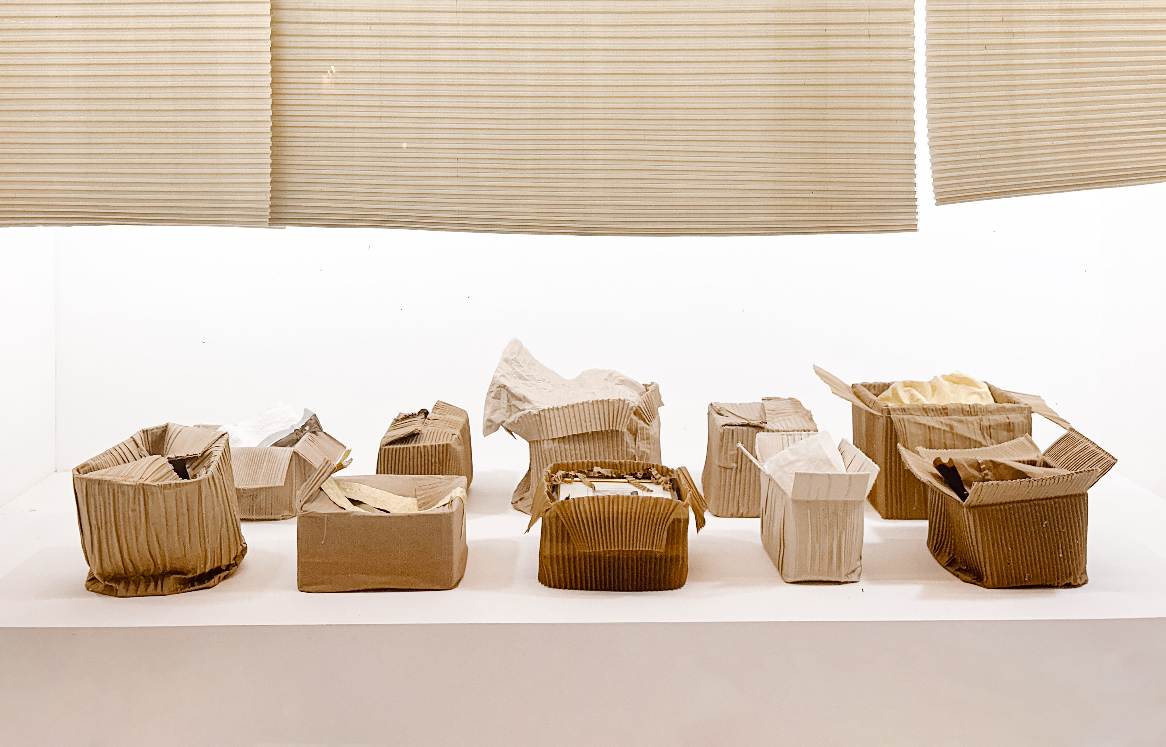 Tendance - Carton ondulé, design affûté, le matériau modeste qui fait sensation - IDEAT - Lisa Bravi et Romain Joly_