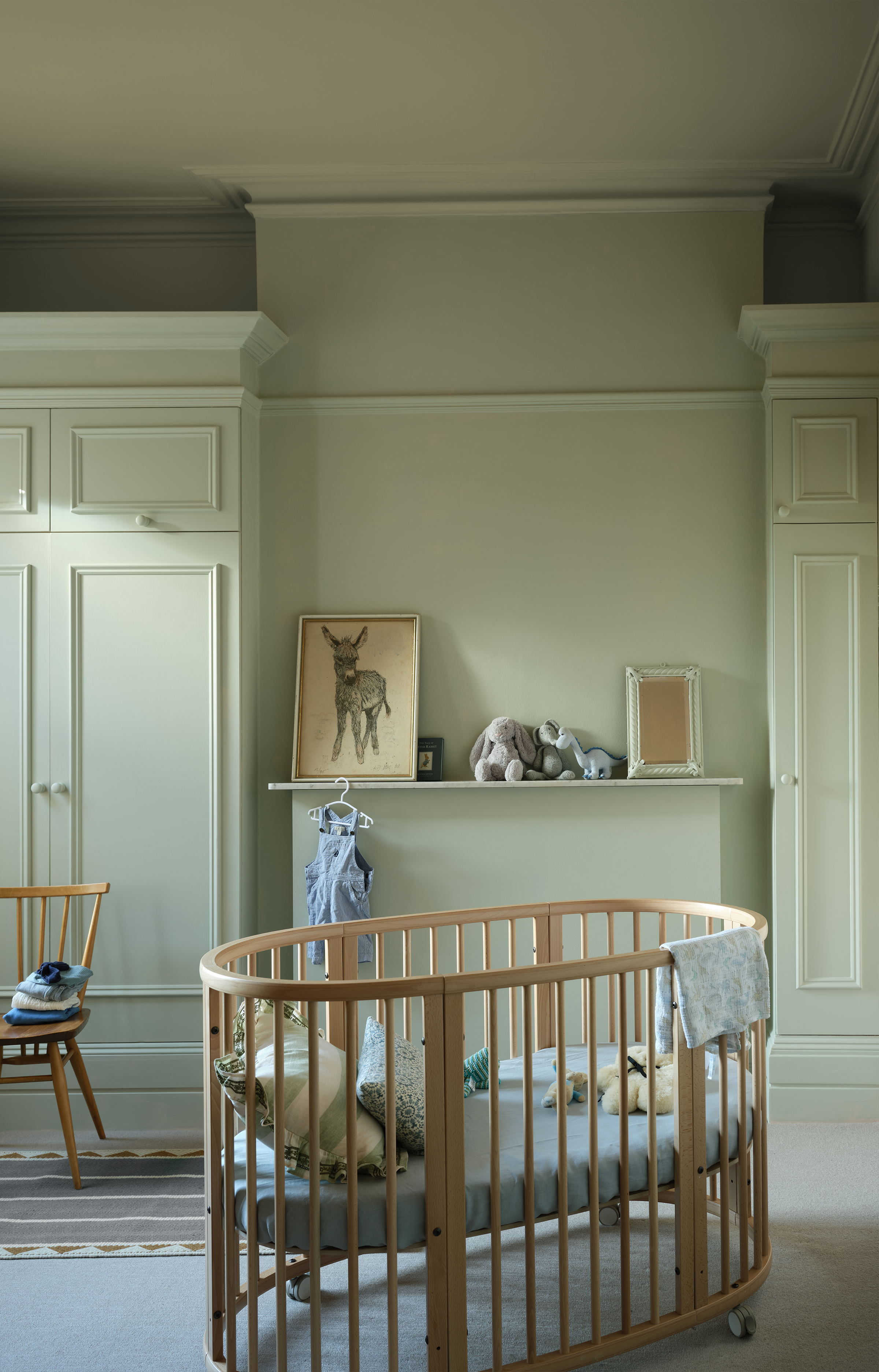 Tendance : le "color drenching", quand la couleur engloutit nos intérieurs