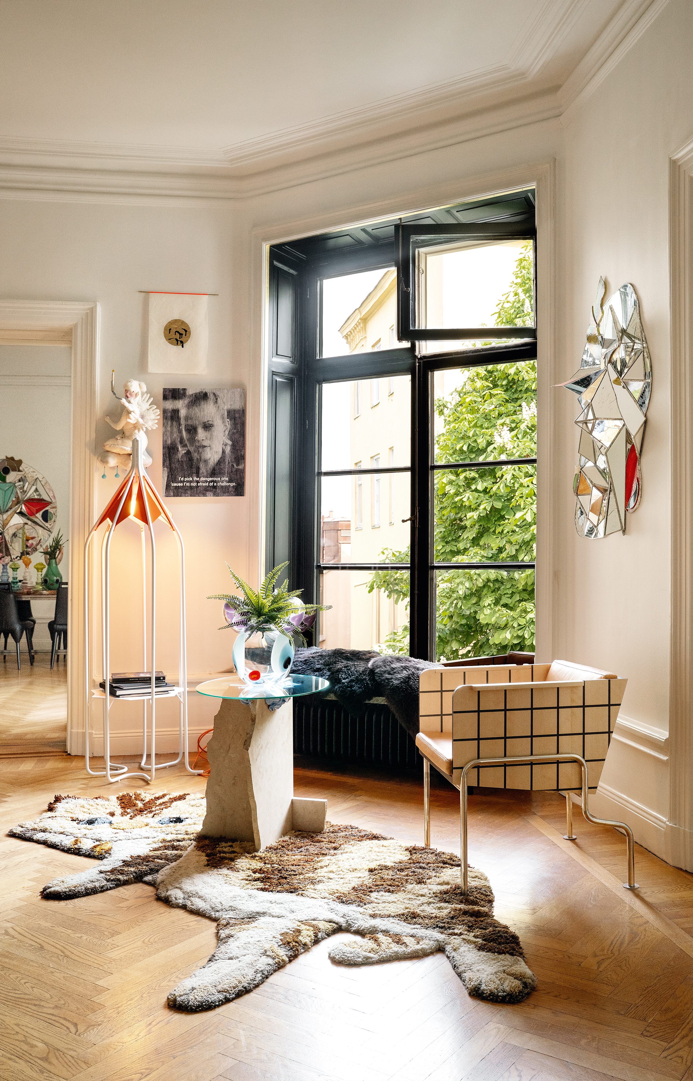 À Stockholm, Paola Bjäringer fait de son appartement une œuvre vivante