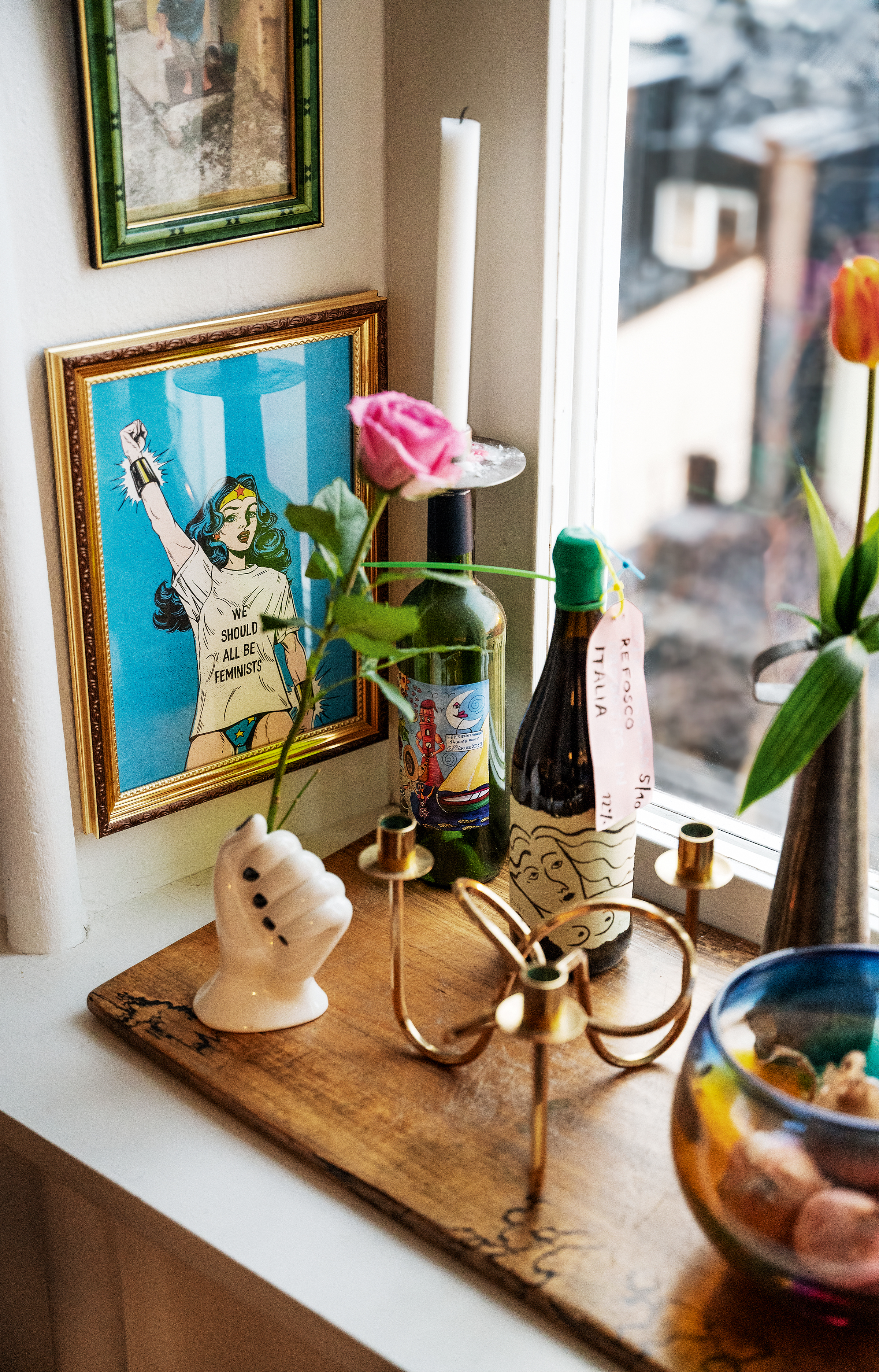 À Stockholm, Paola Bjäringer fait de son appartement une œuvre vivante