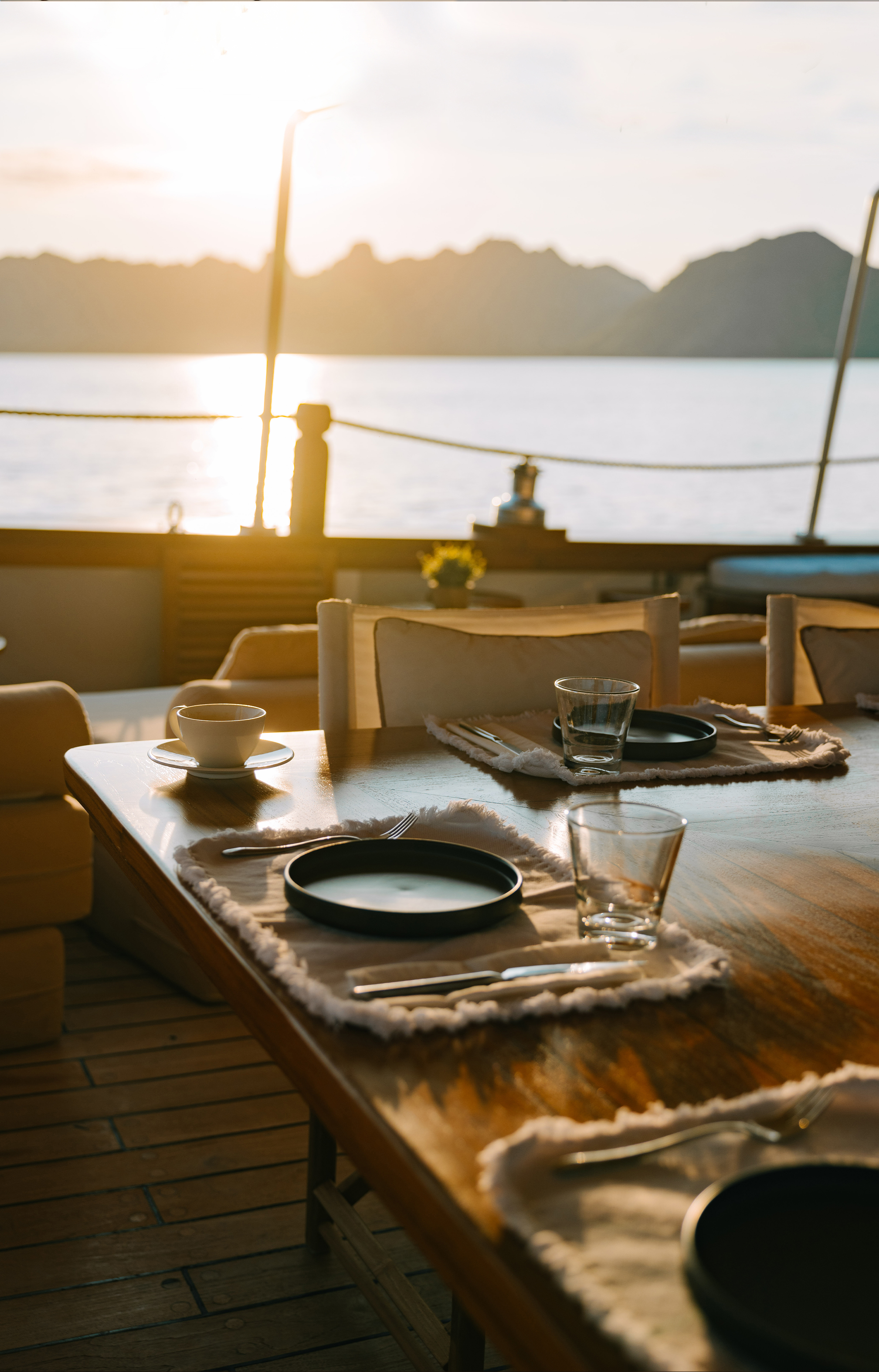 À bord du silence : les nouvelles croisières de luxe qui font respirer le monde