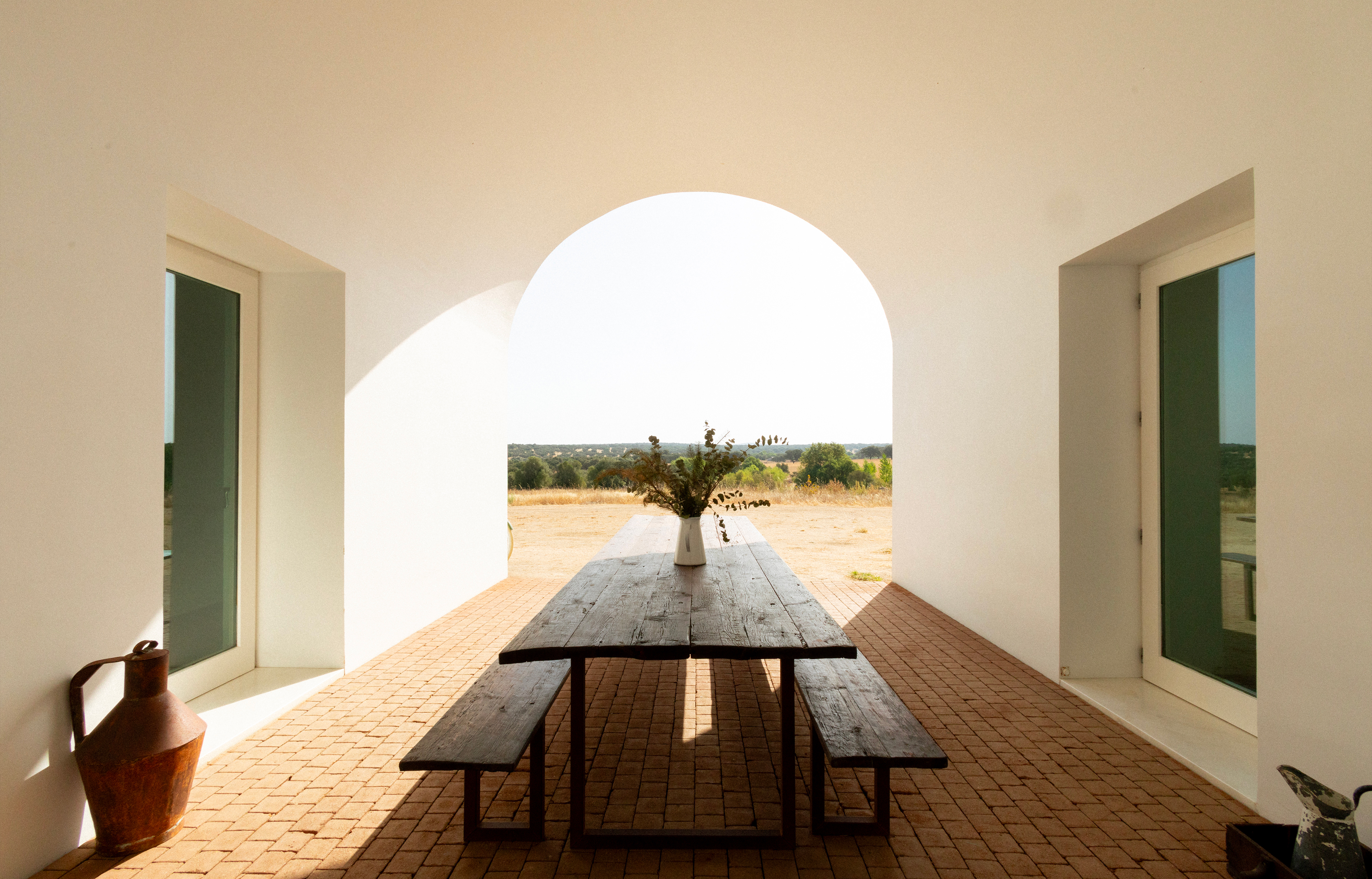 Casa no Tempo : poétique du vide et leçon de lumière