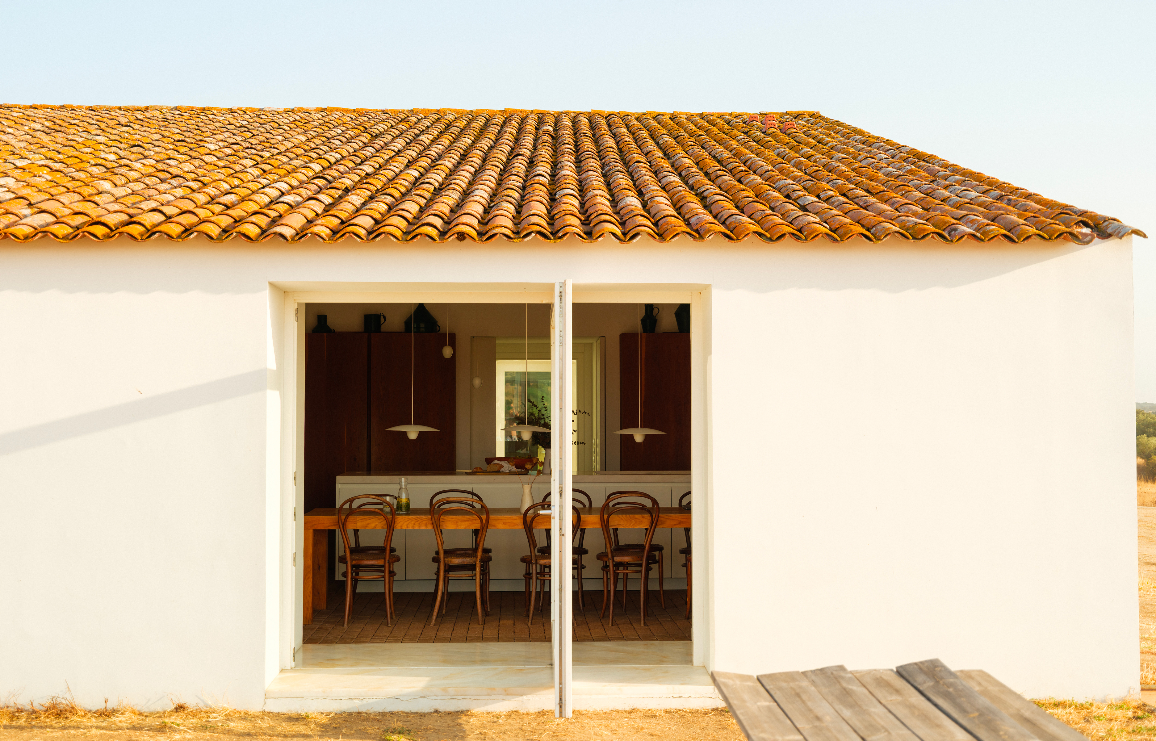 Casa no Tempo : poétique du vide et leçon de lumière