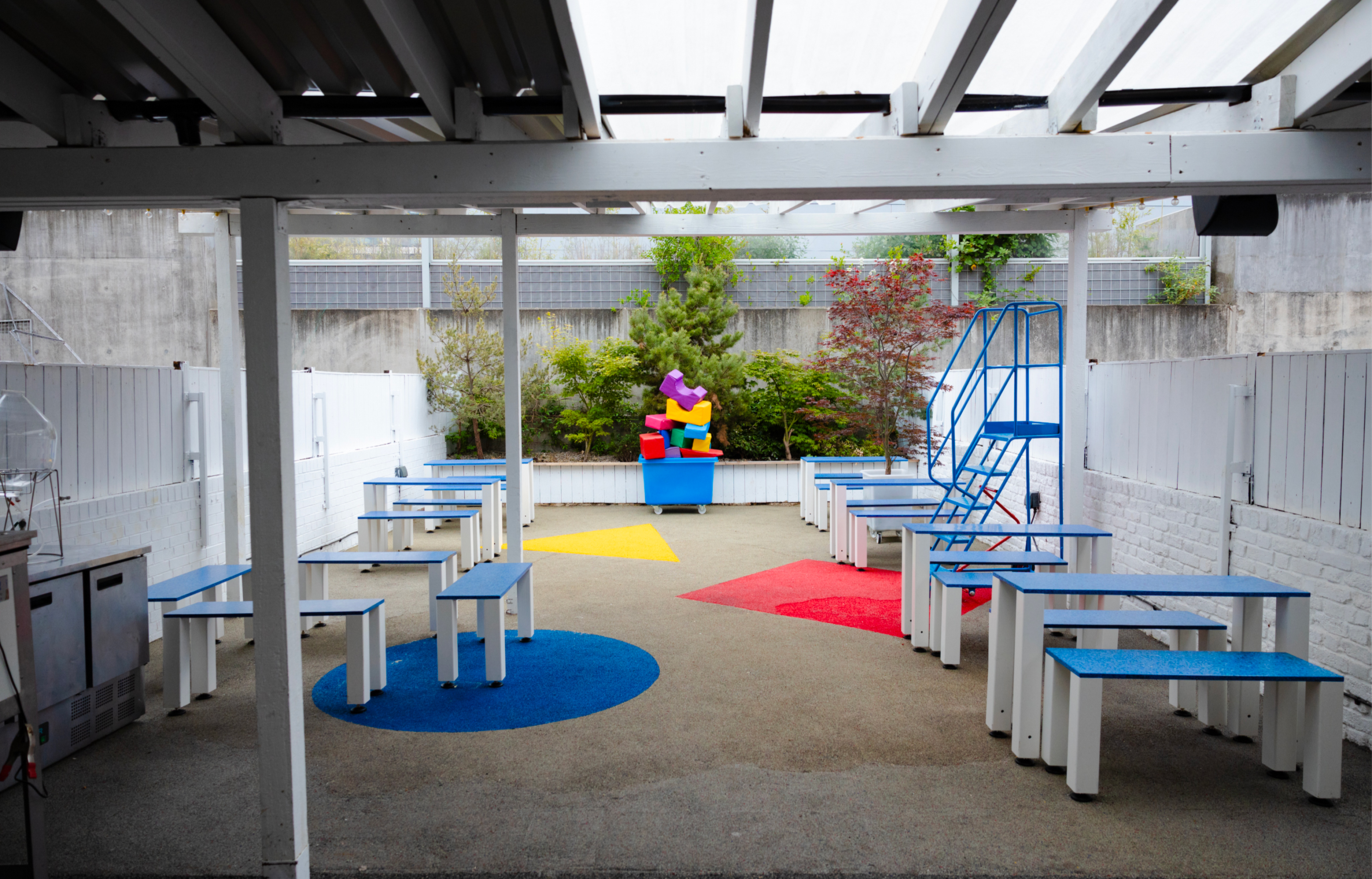 Design : le grand retour du Bauhaus et des couleurs primaires