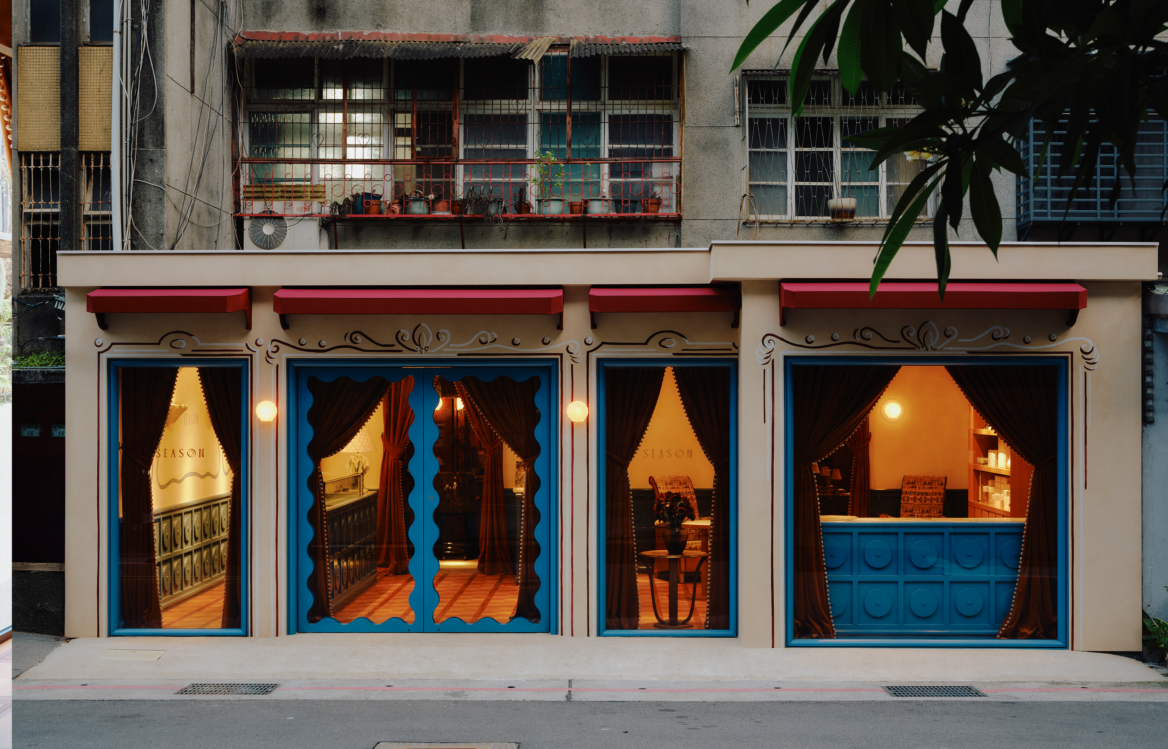 Season, la pâtisserie qui mêle textures, couleurs et héritage asiatique grâce à Ecru Studio