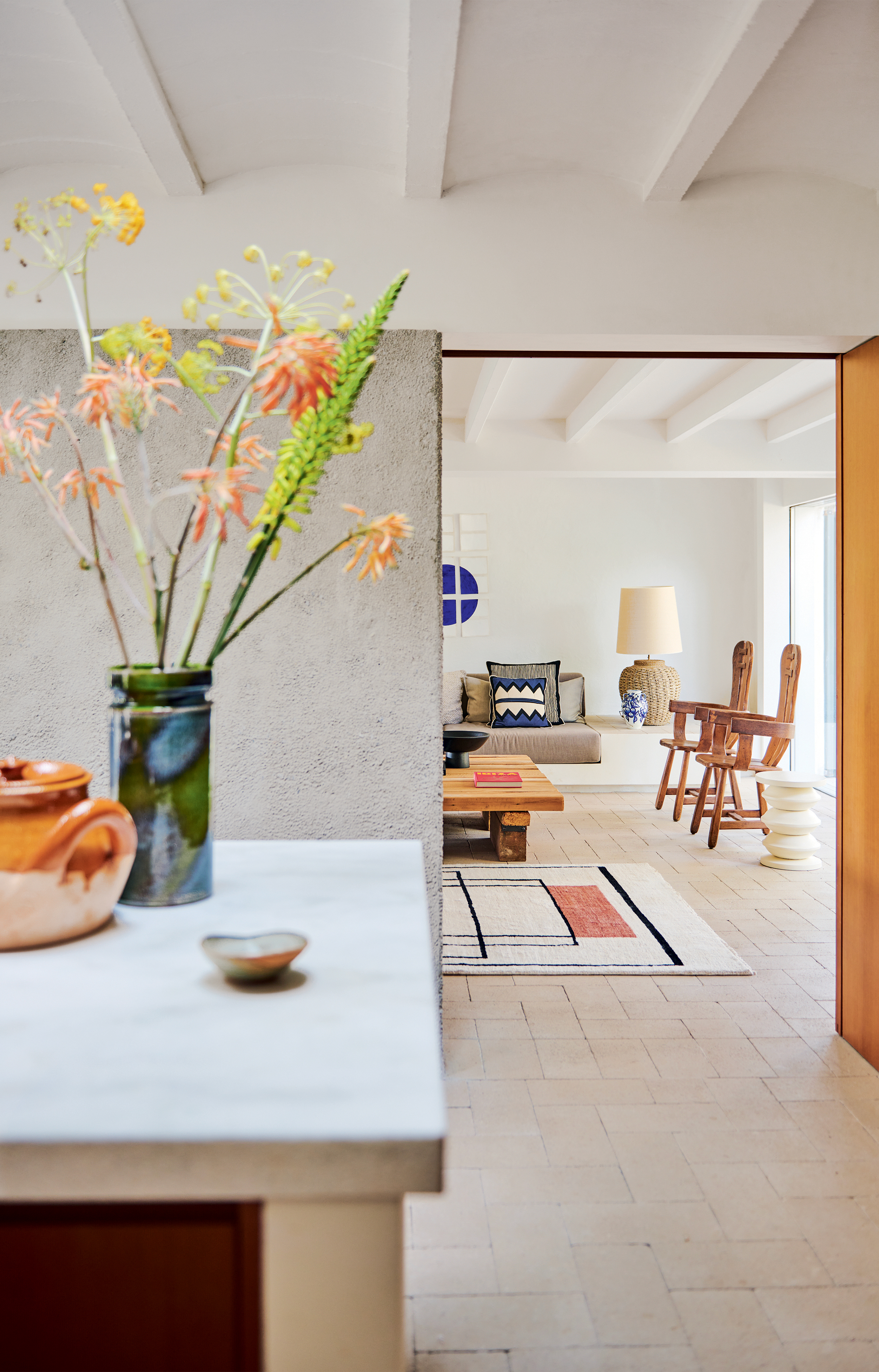 Ibiza côté ombre : la maison de vacances qui réinvente le refuge méditerranéen