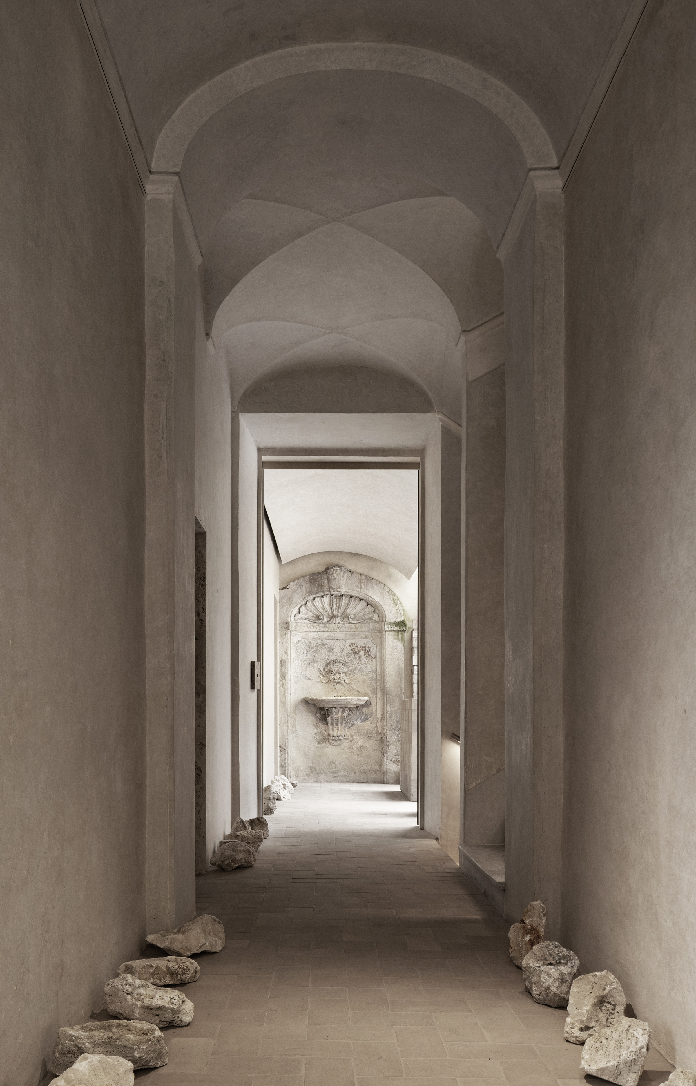 L’anti-hôtel, ce refuge minimaliste qui séduit enfin les voyageurs exigeants