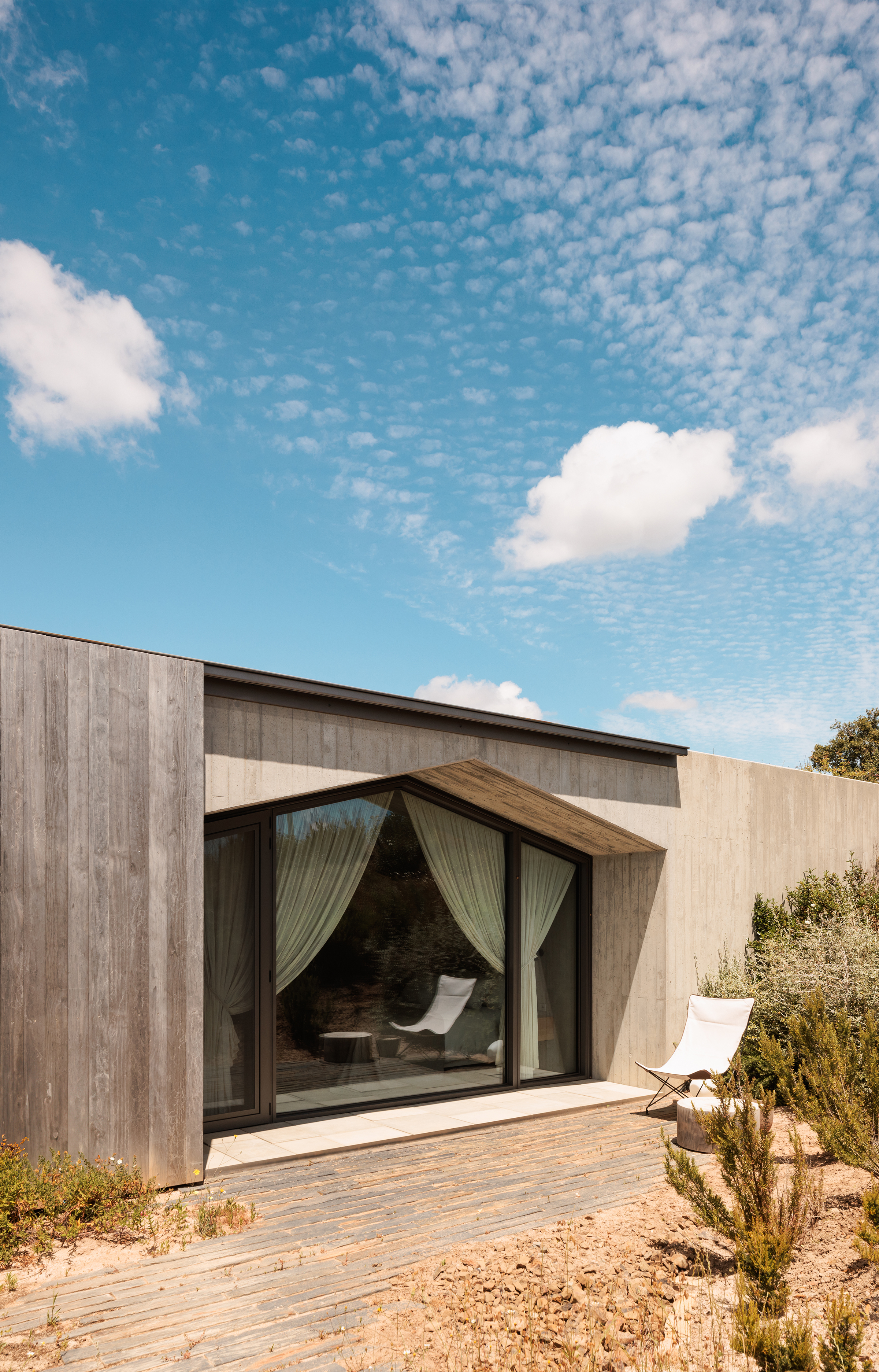 L’anti-hôtel, ce refuge minimaliste qui séduit enfin les voyageurs exigeants