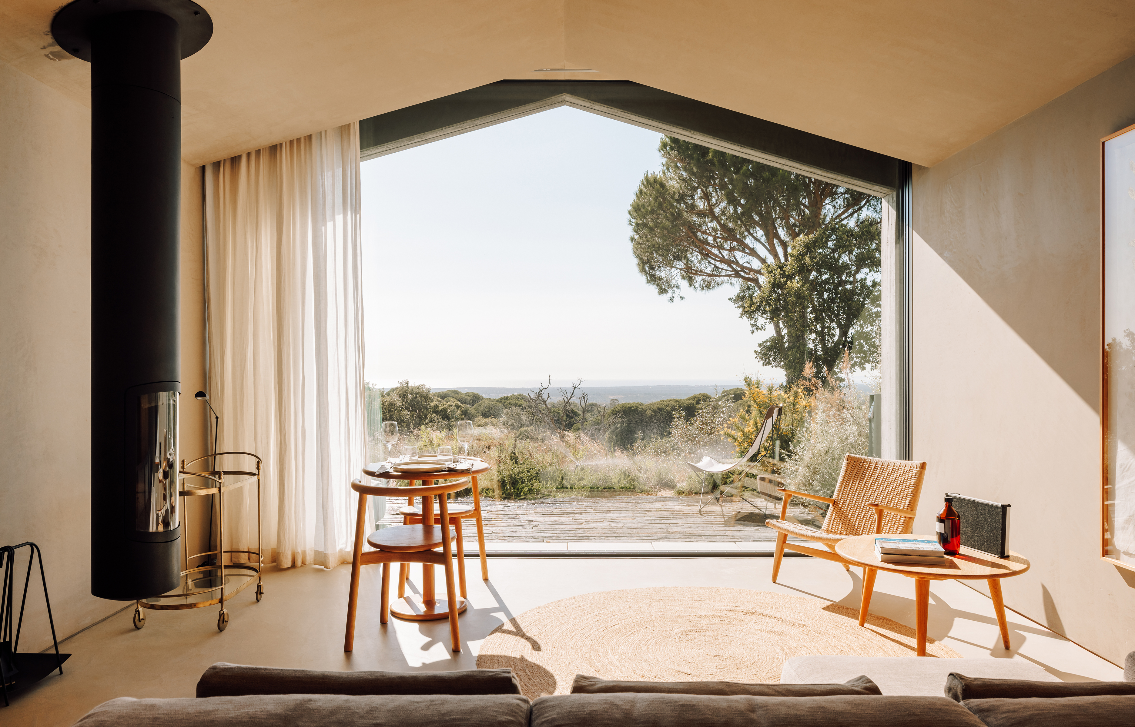 L’anti-hôtel, ce refuge minimaliste qui séduit enfin les voyageurs exigeants