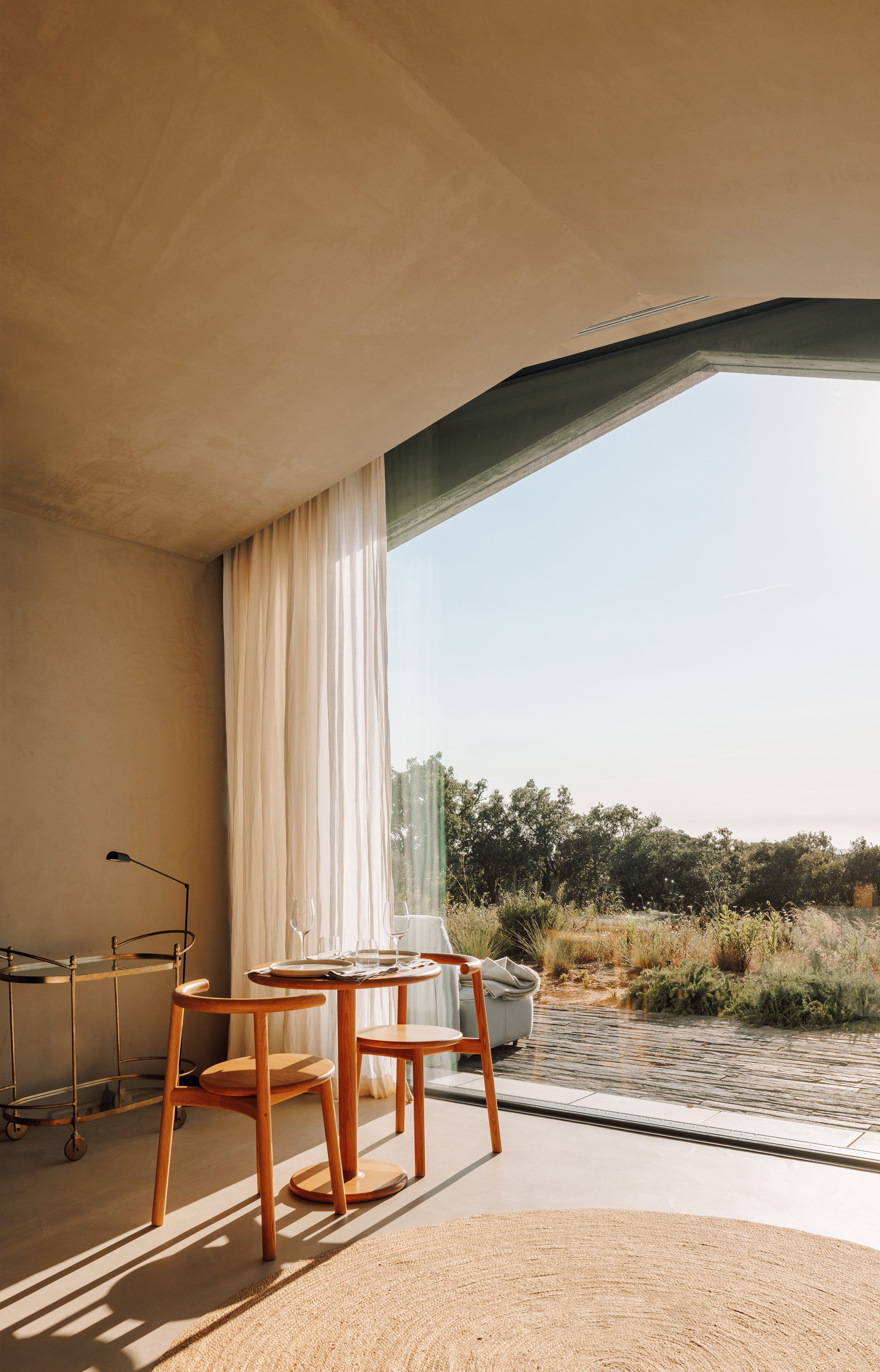 L’anti-hôtel, ce refuge minimaliste qui séduit enfin les voyageurs exigeants