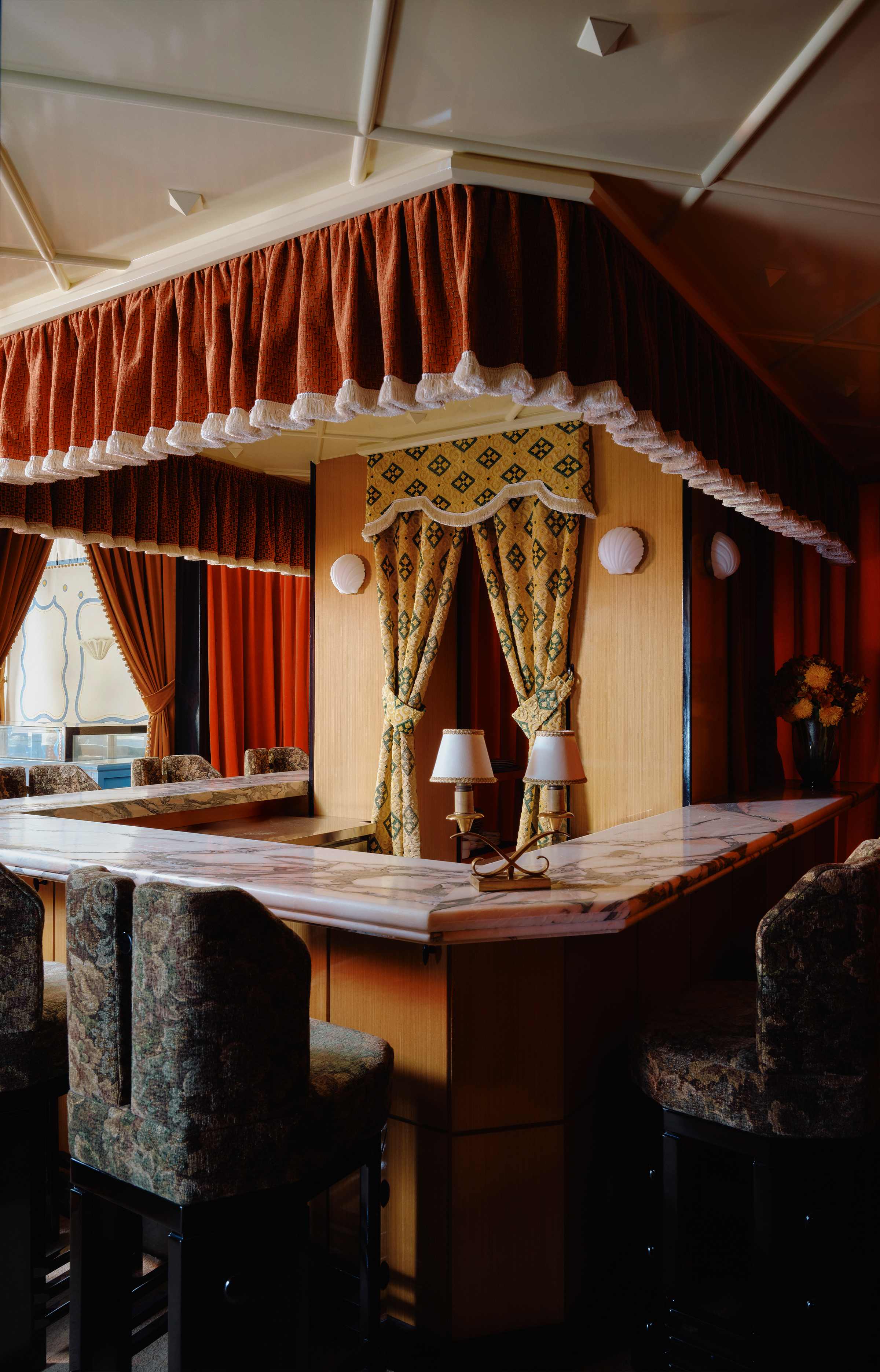 Season, la pâtisserie qui mêle textures, couleurs et héritage asiatique grâce à Ecru Studio