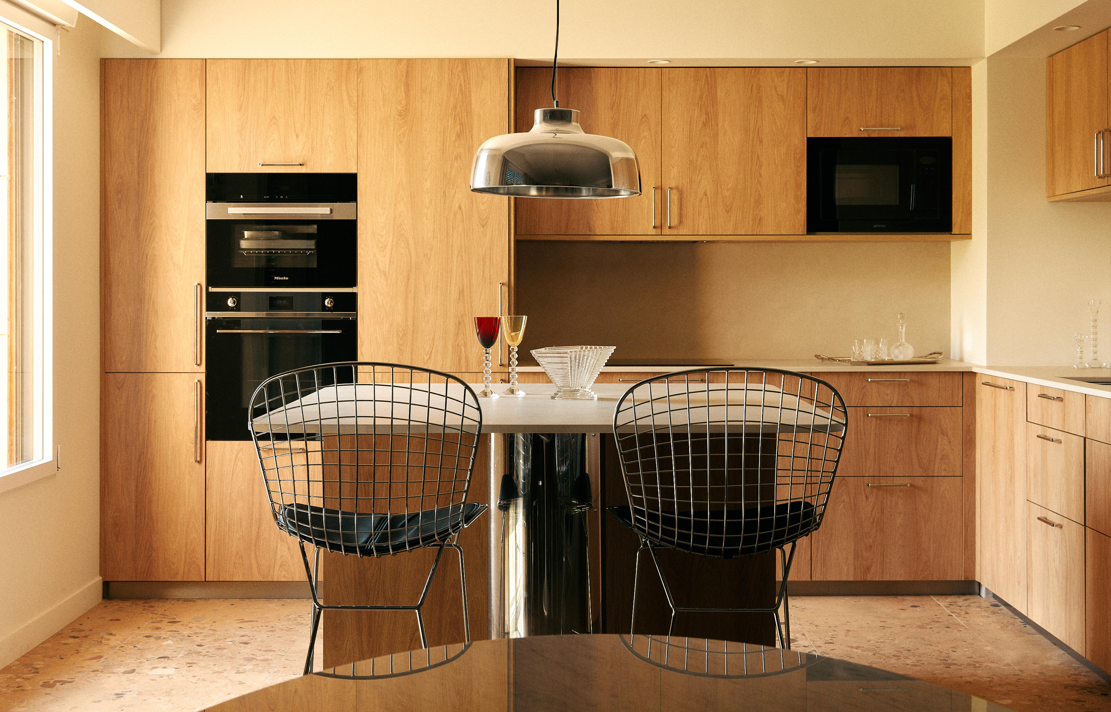 Un appartement lumineux et graphique à Aix-en-Provence