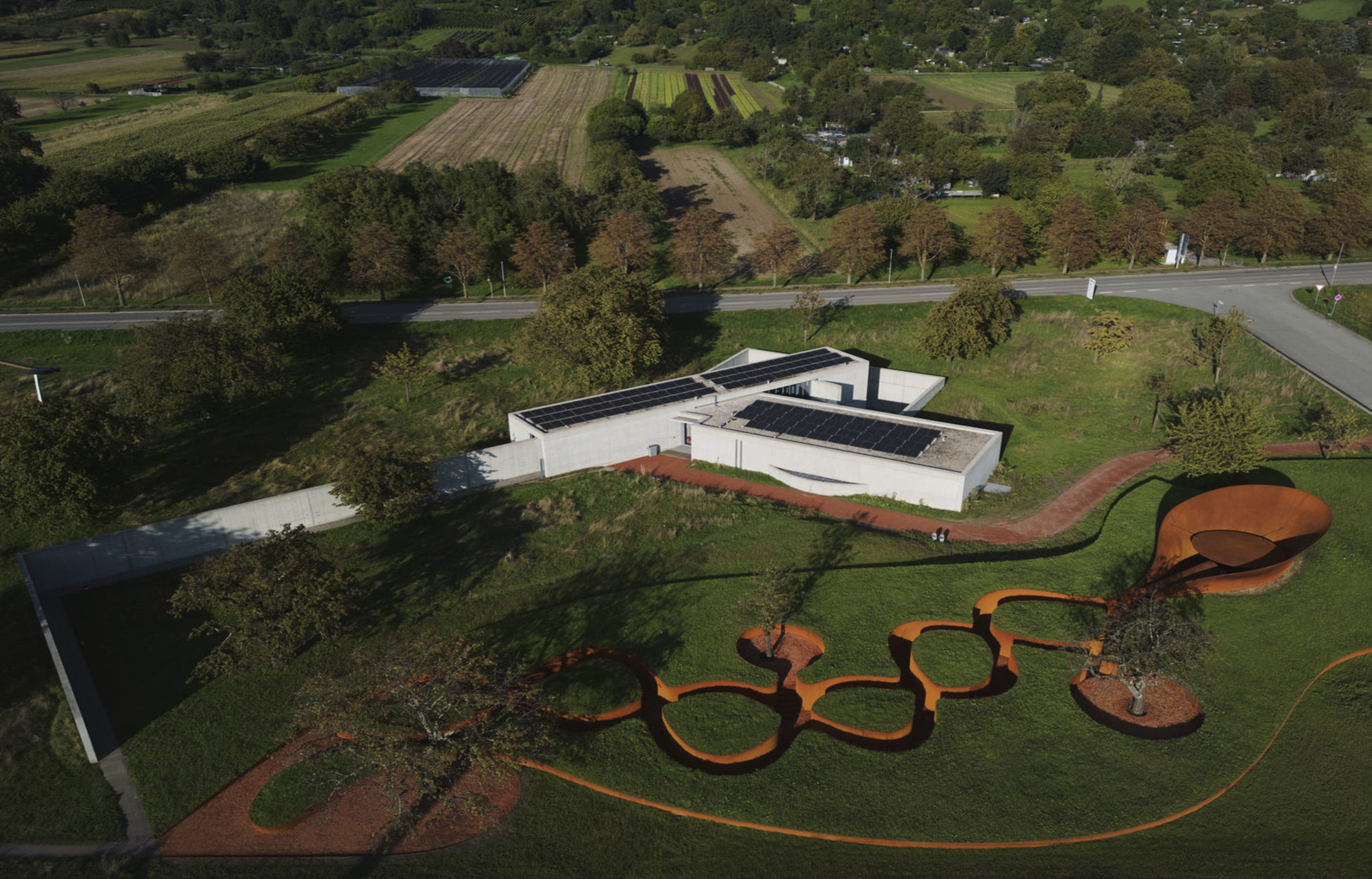 Dernière œuvre de Balkrishna Doshi : un voyage architectural et spirituel sur le Vitra Campus