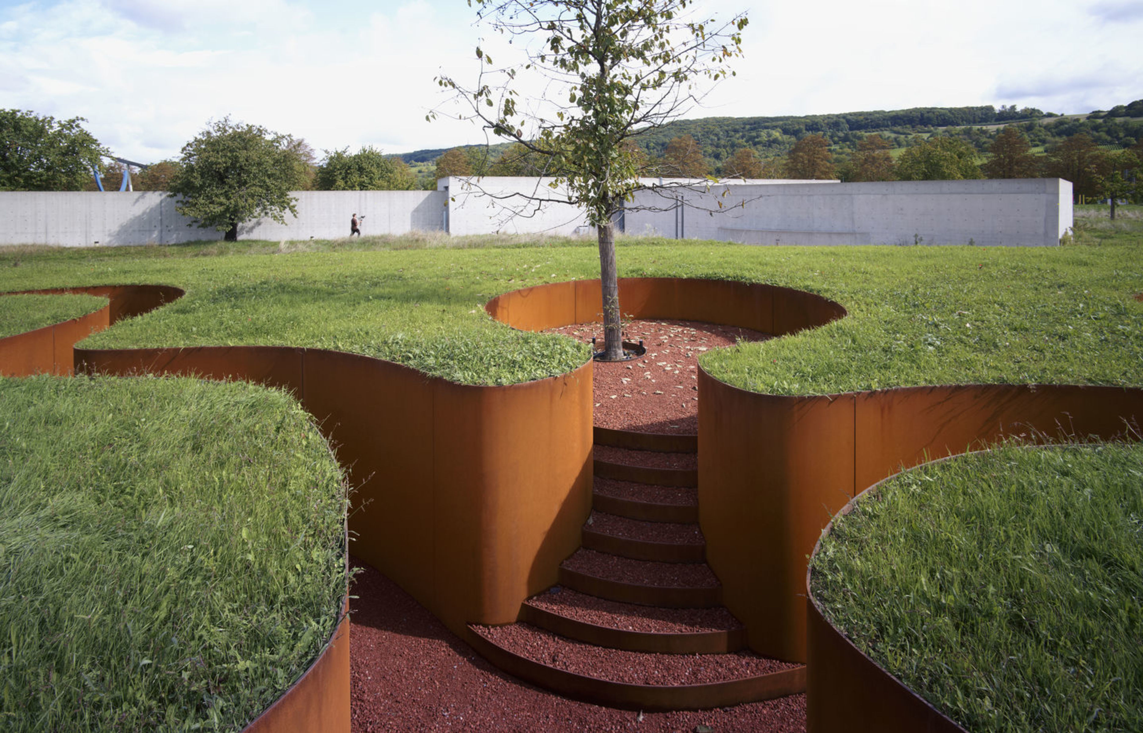 Dernière œuvre de Balkrishna Doshi : un voyage architectural et spirituel sur le Vitra Campus