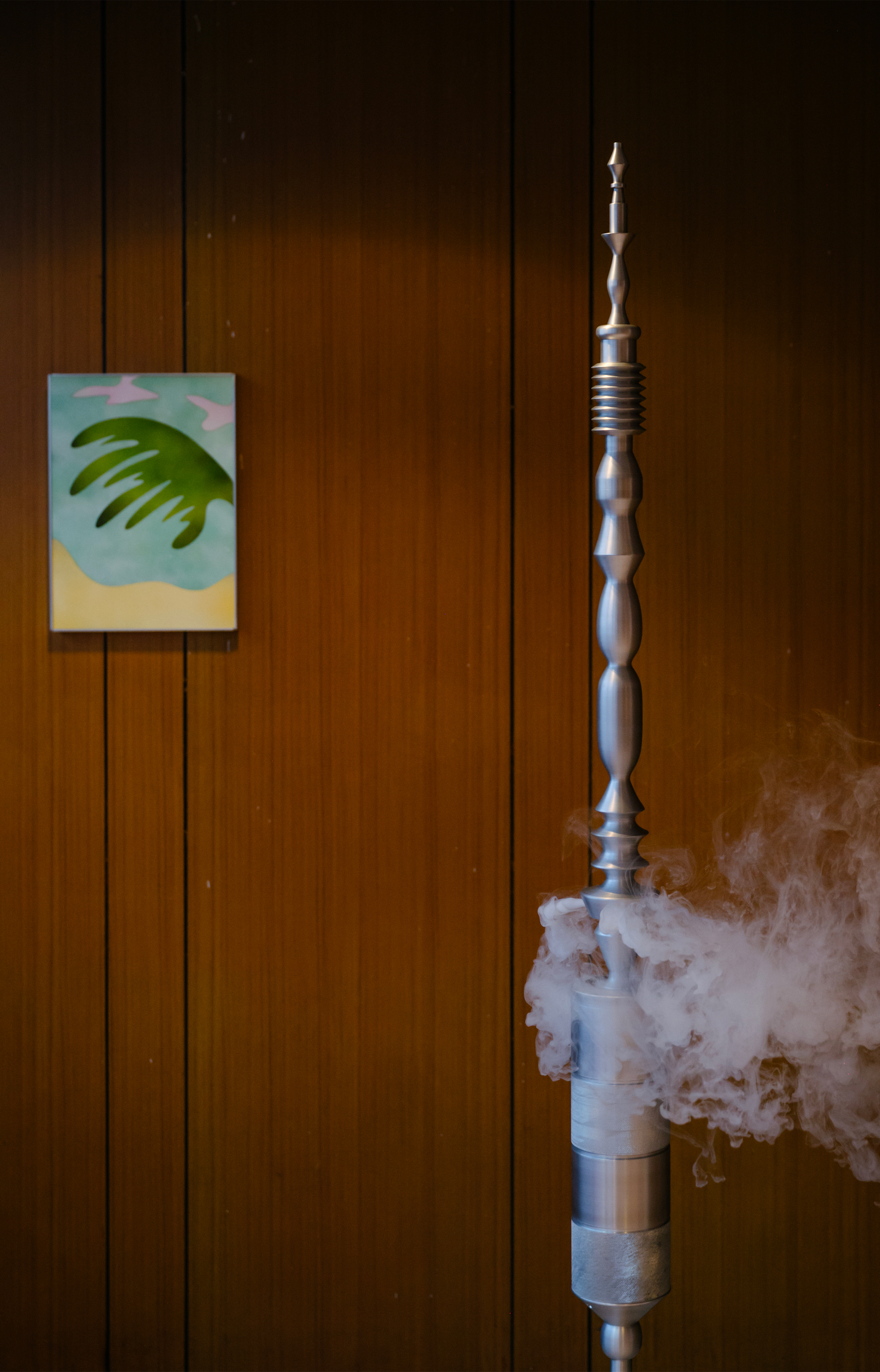 Dans un aéroport signé Paul Andreu, Nomad redéfinit la foire de design