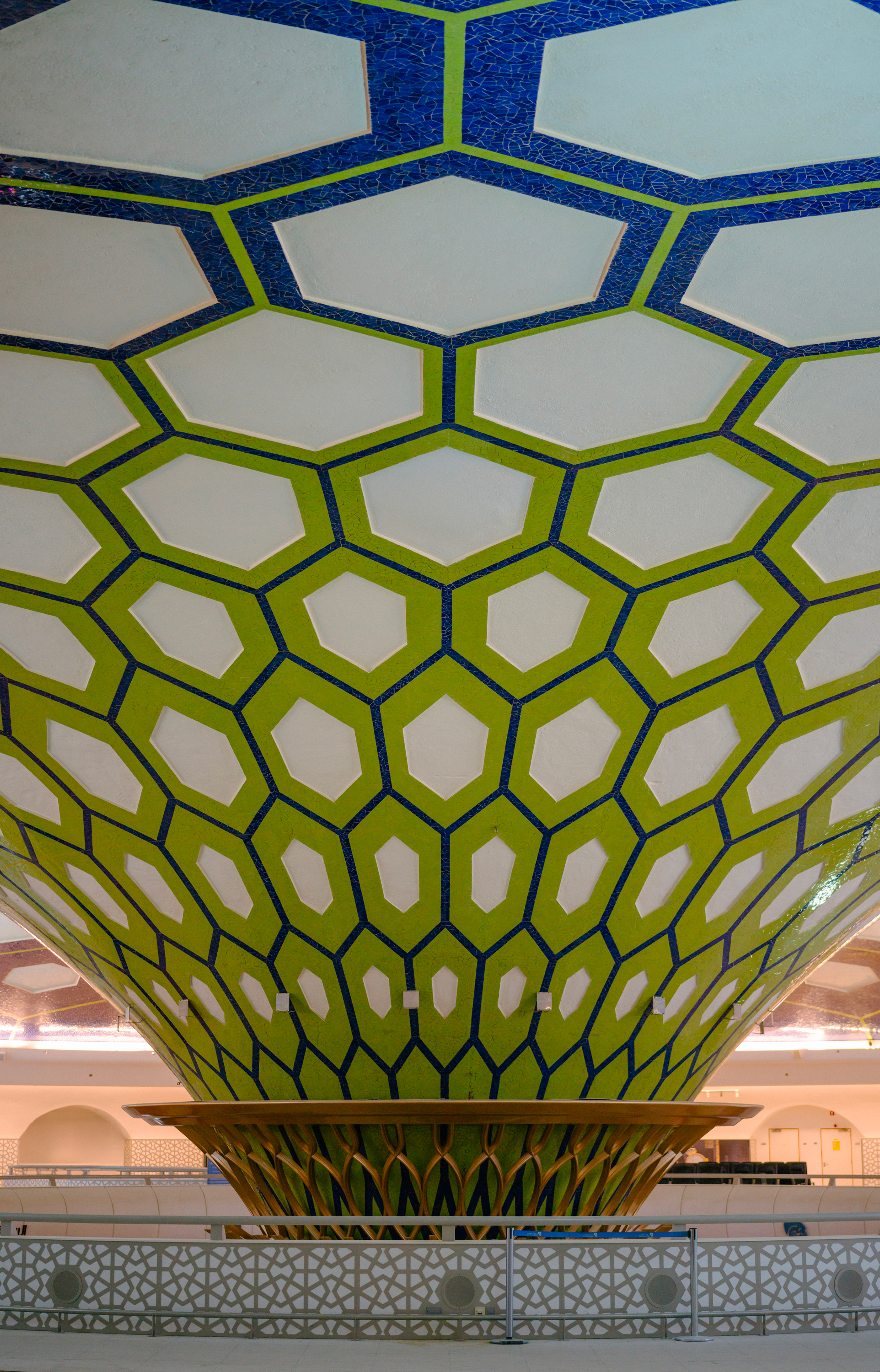 Dans un aéroport signé Paul Andreu, Nomad redéfinit la foire de design