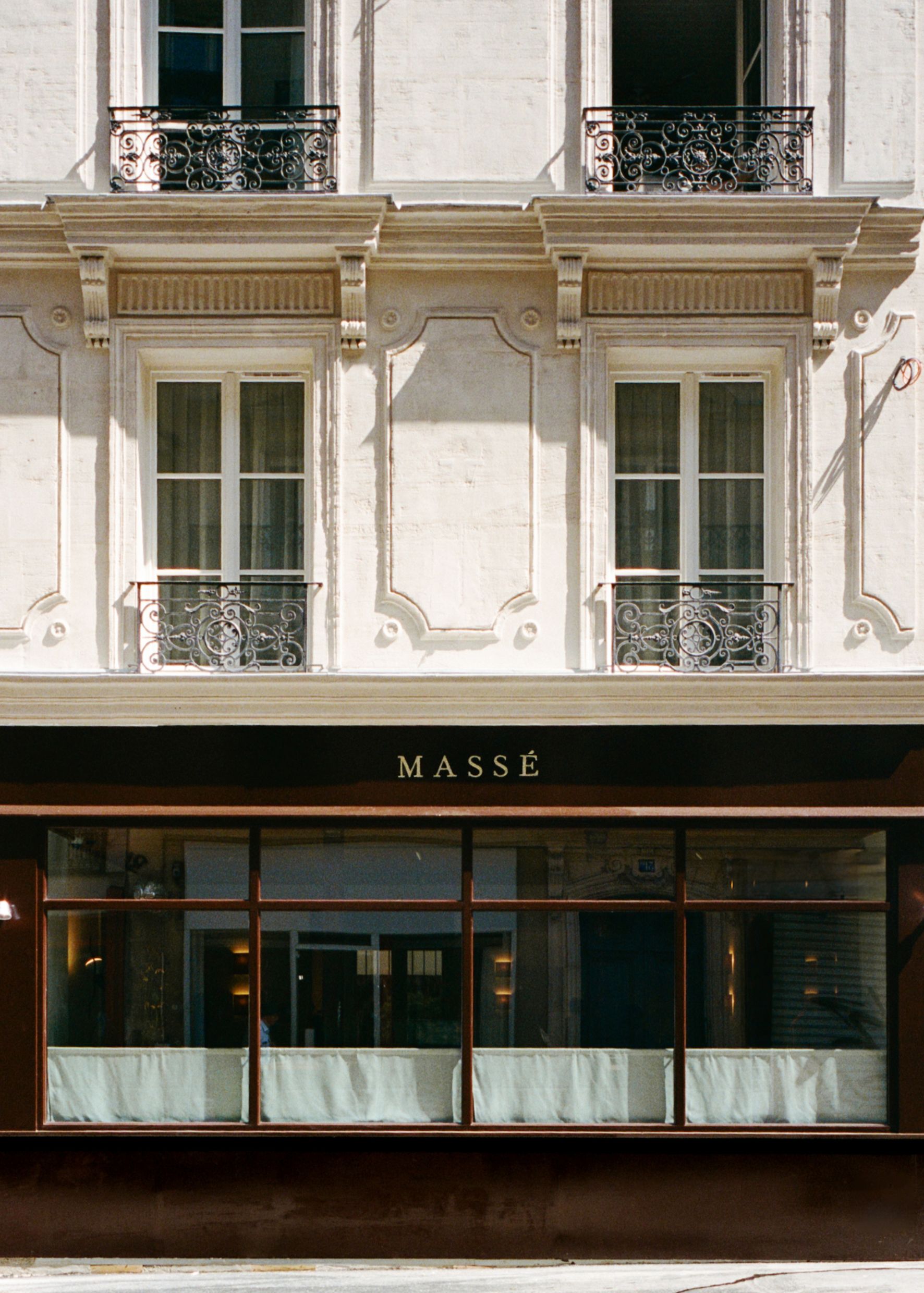 L'Hôtel Massée remporte le Prix du meilleure hôtel du IDEAT Design Awards 2025.