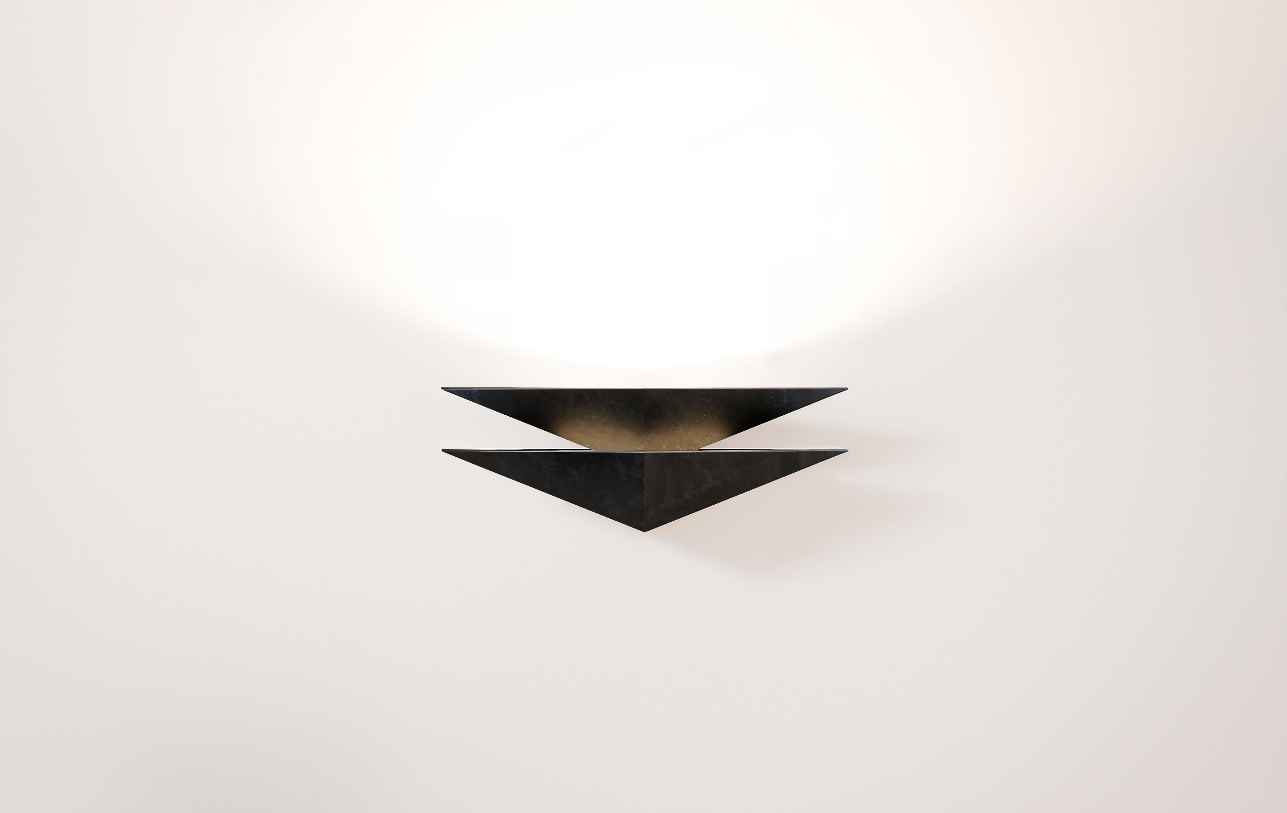 15.05., de Joris Poggioli remporte le prix de la lampe la plus 90's du IDEAT Design Awards 2025.