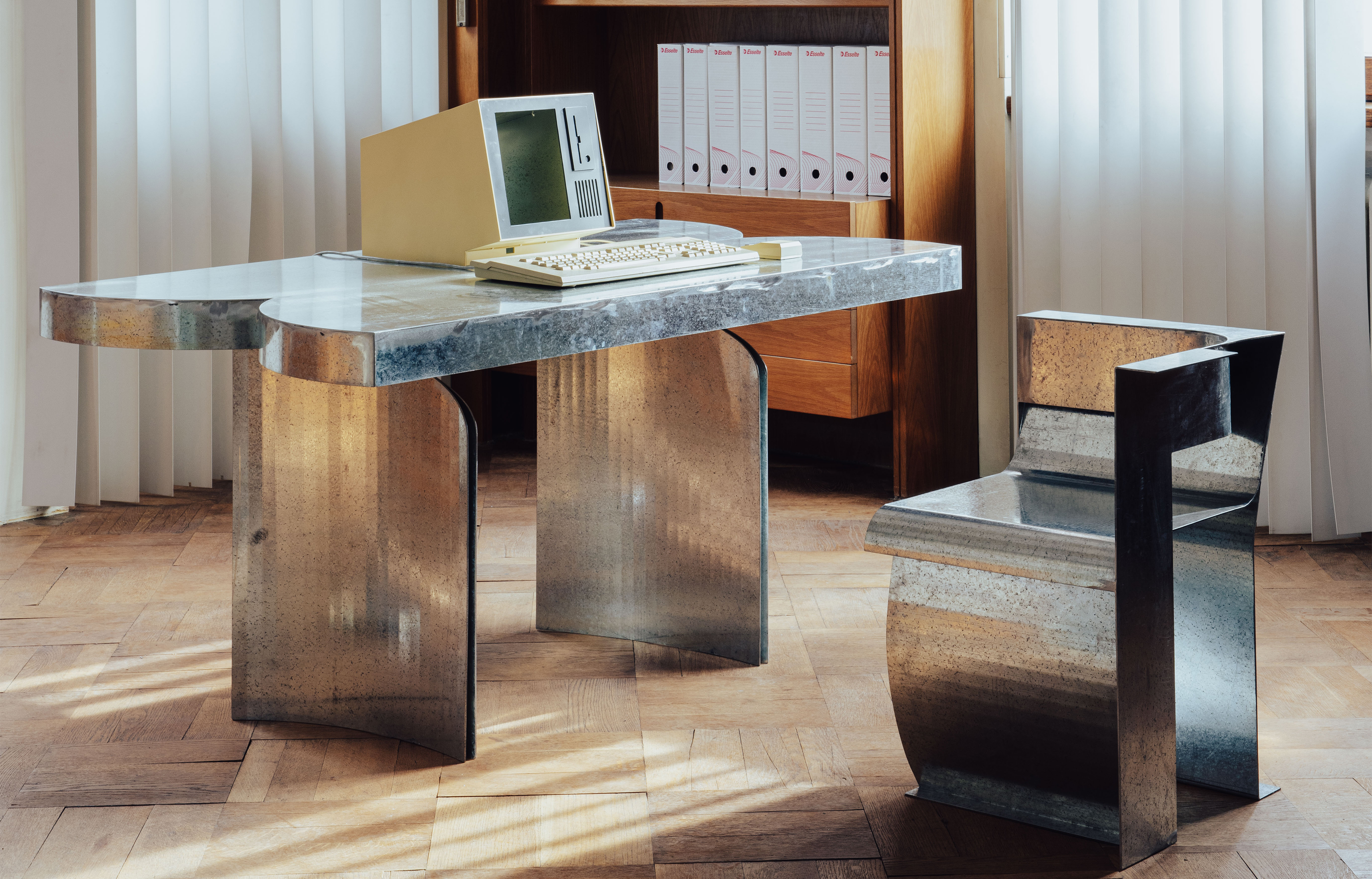 Objets de bureau : les nouveaux bijoux du design pour travailler avec style