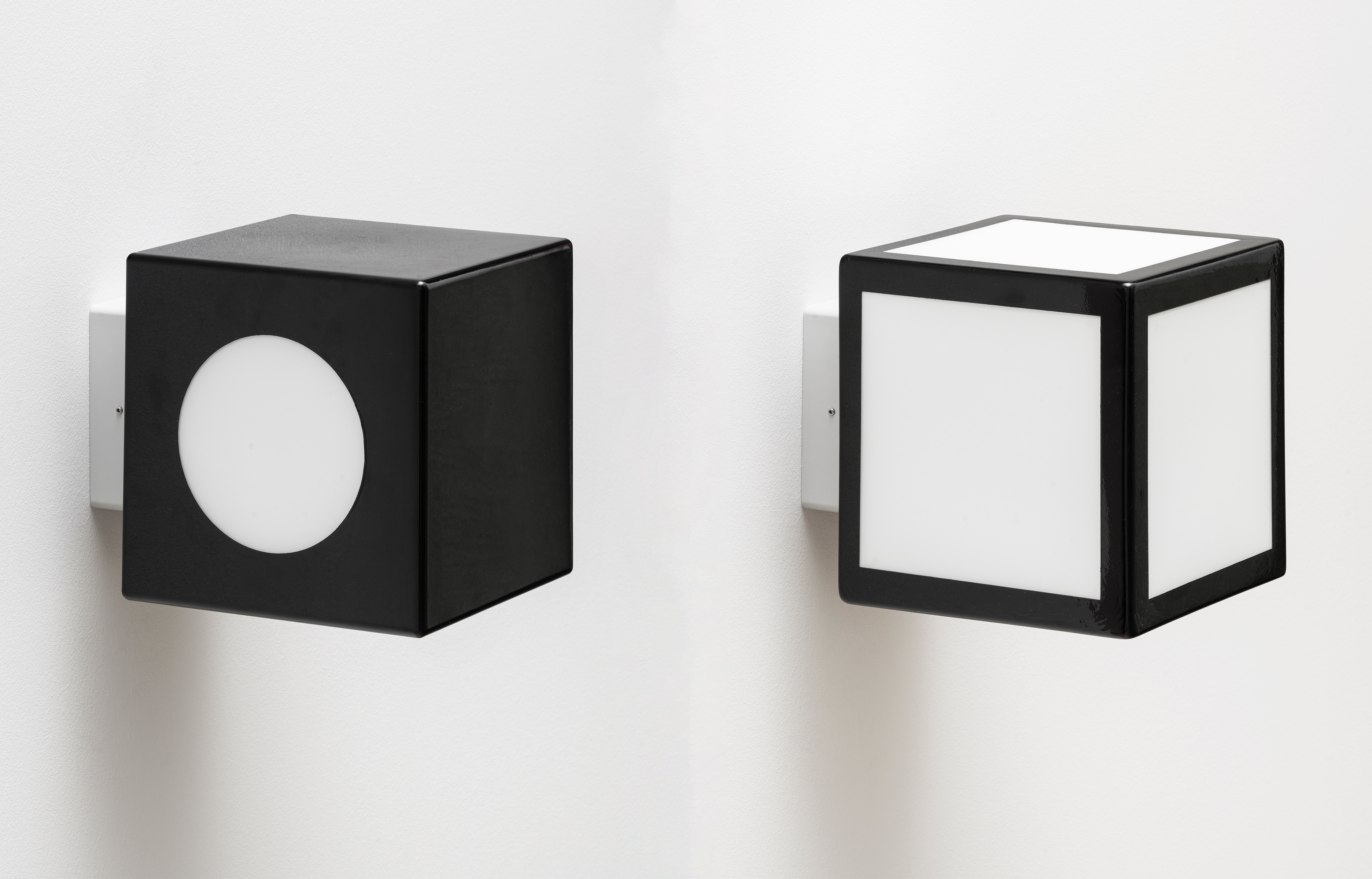 Shopping en noir et blanc - 6 objets de design qui se jouent des contrastes